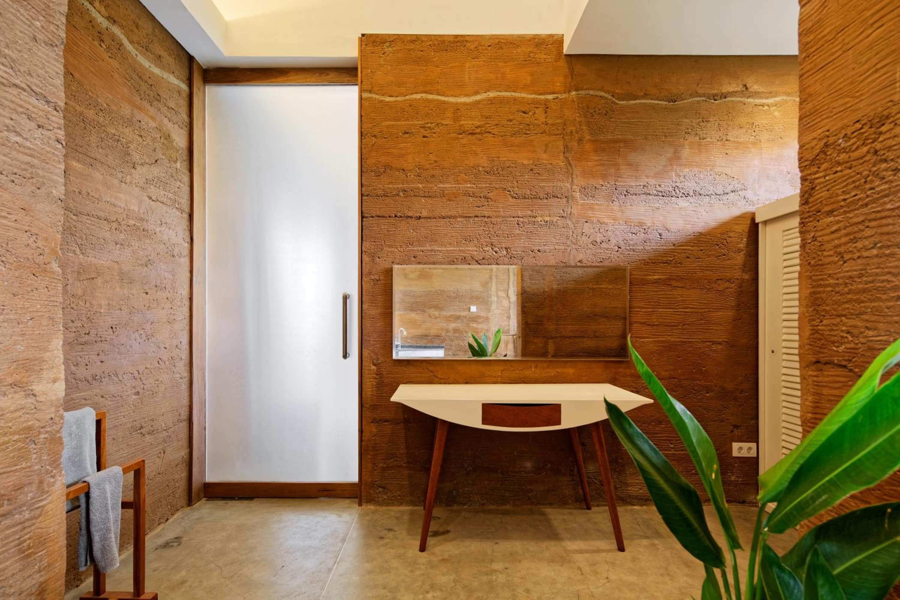 Junior Suite with Mountain View photo 3