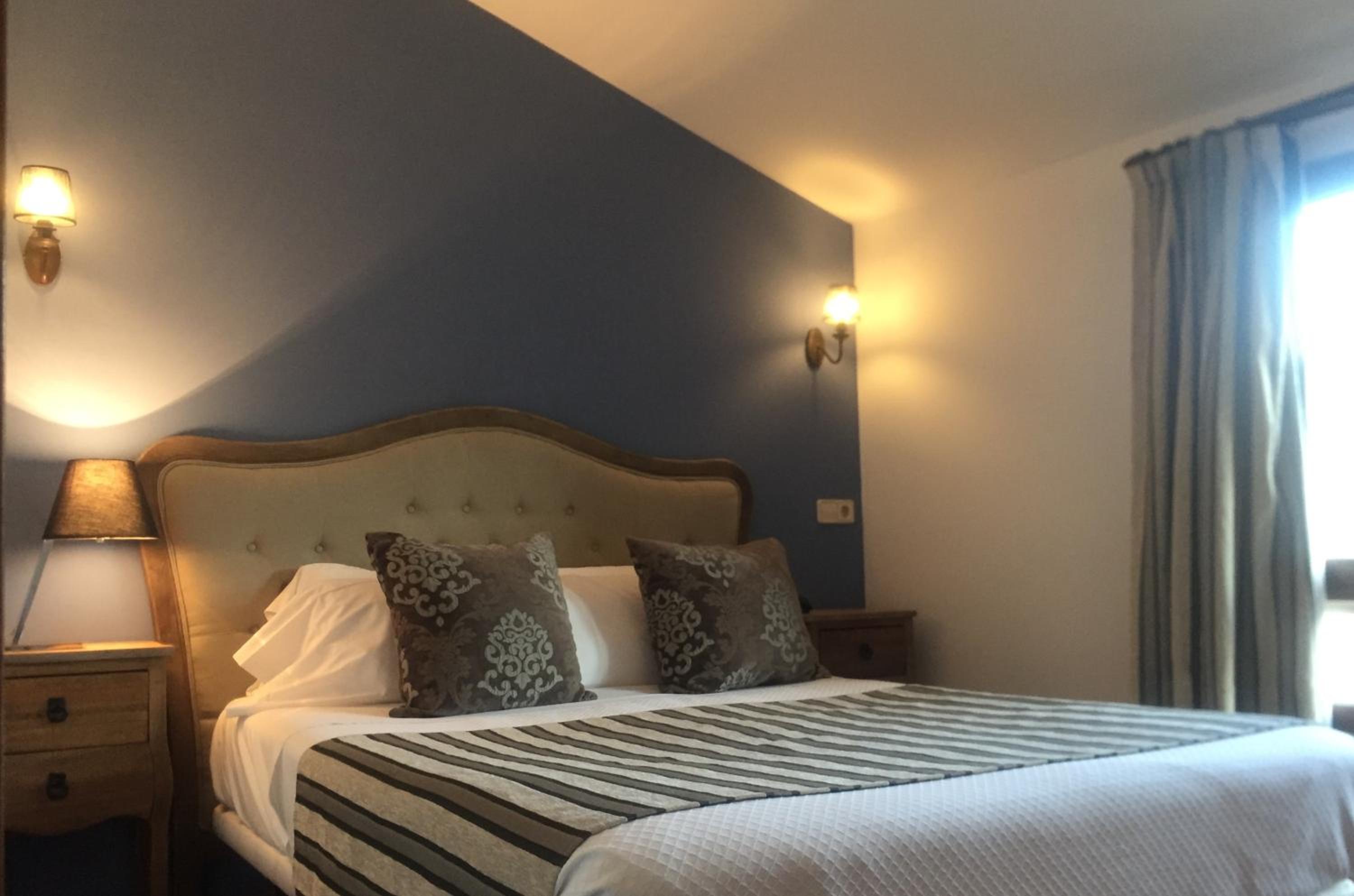 Double Room - Photo 1
