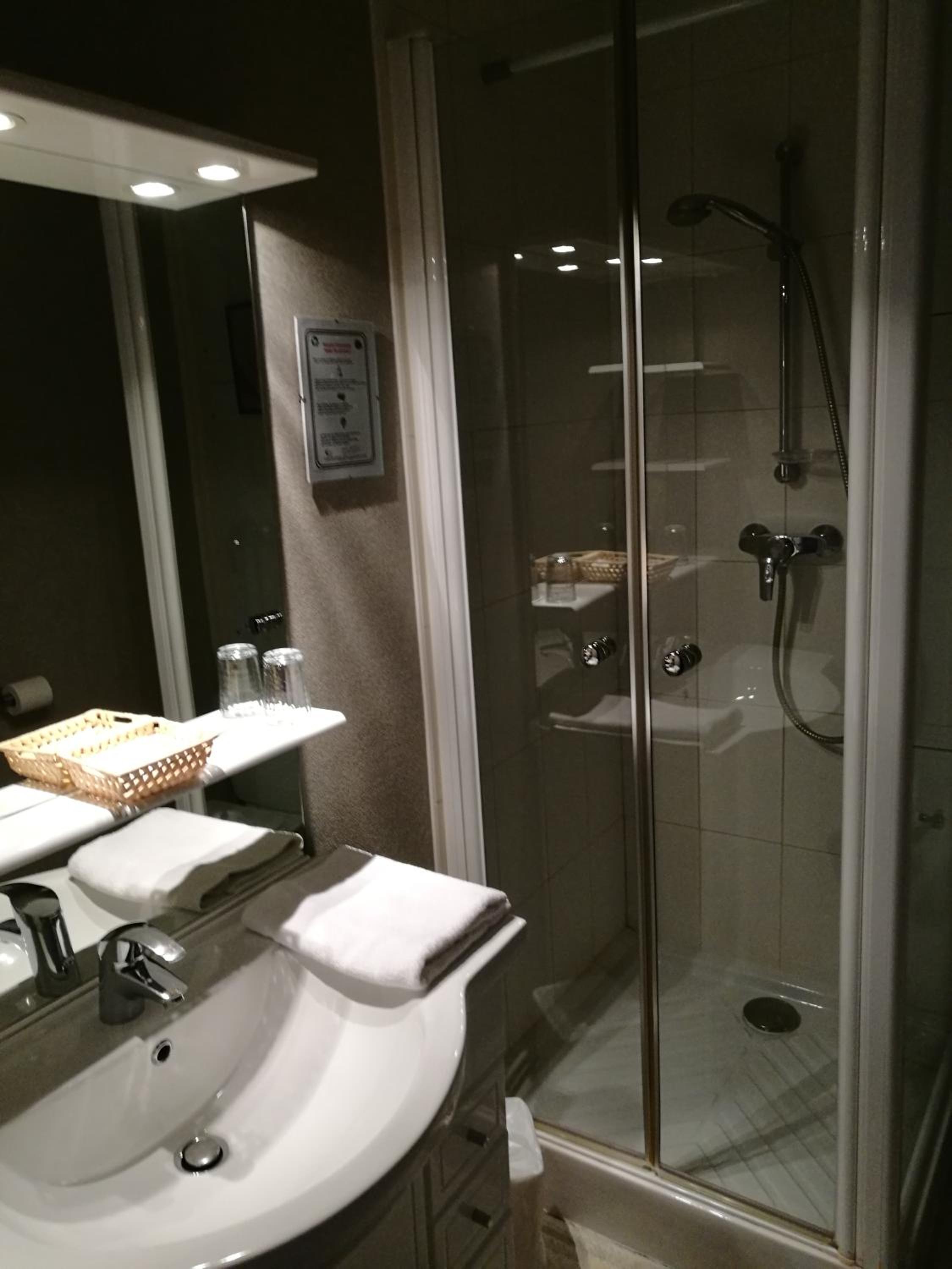 Double Room with Garden View - Photo 4