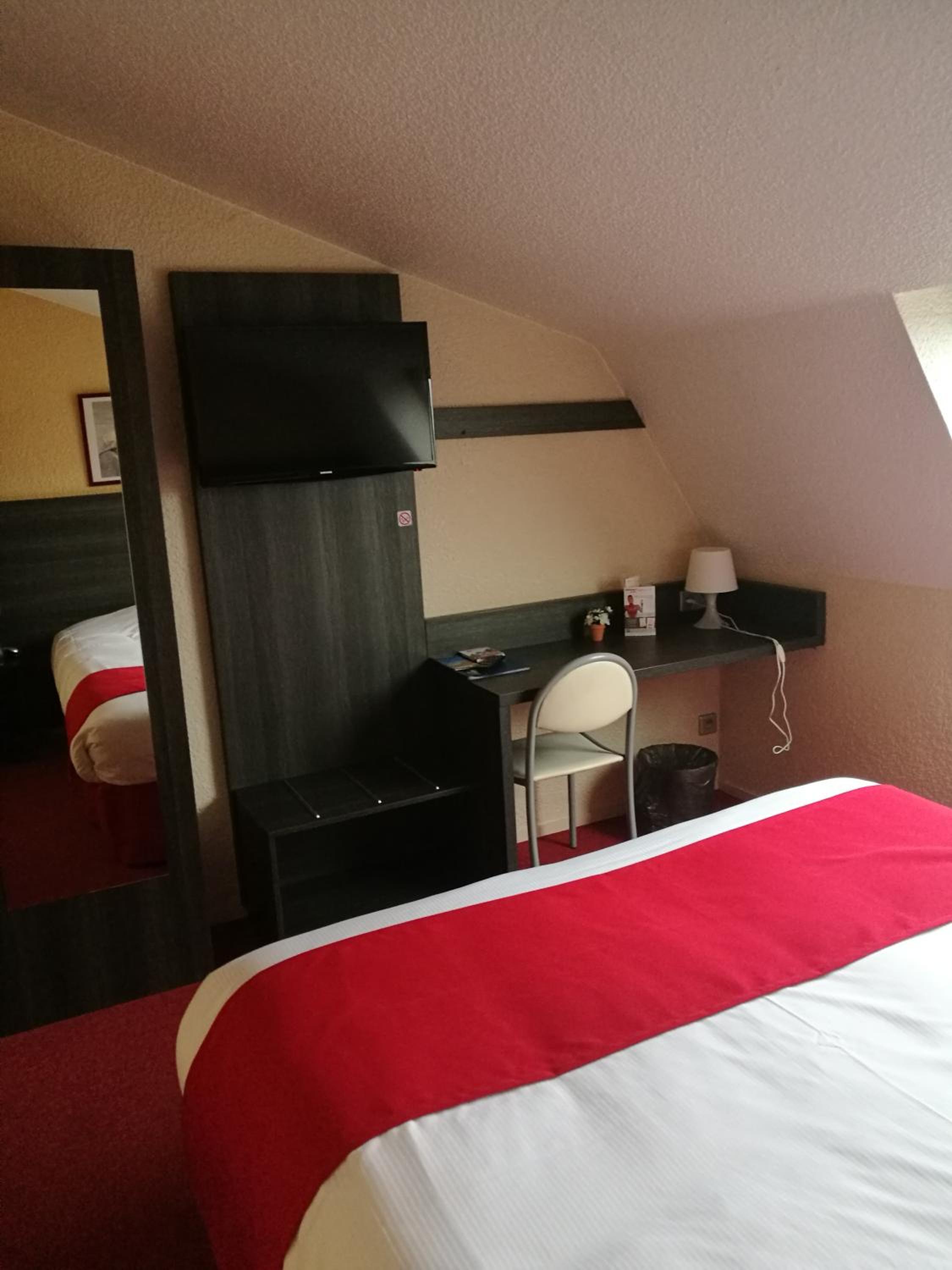Double Room with Garden View - Photo 5