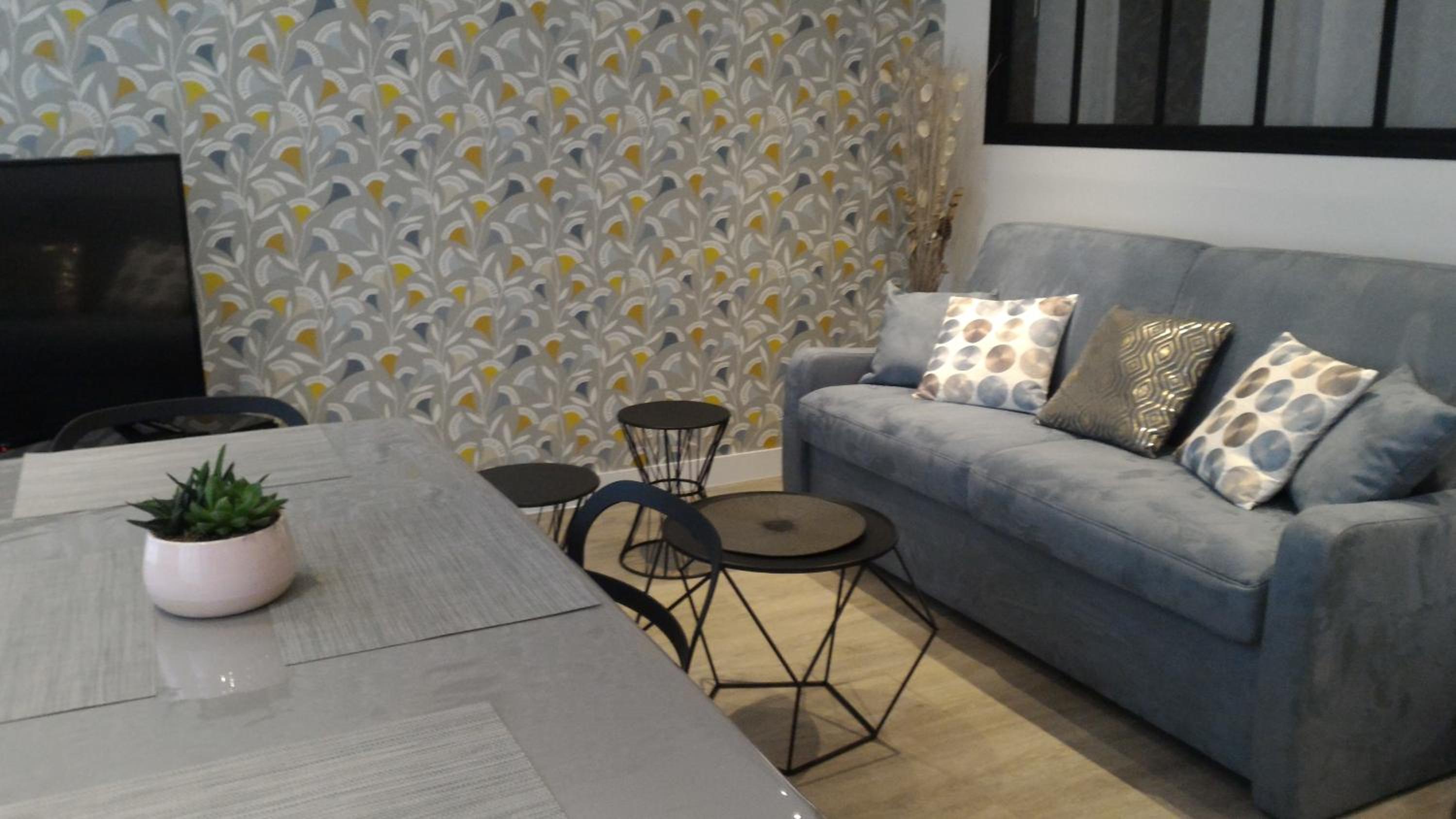 Two-Bedroom Apartment - Photo 18