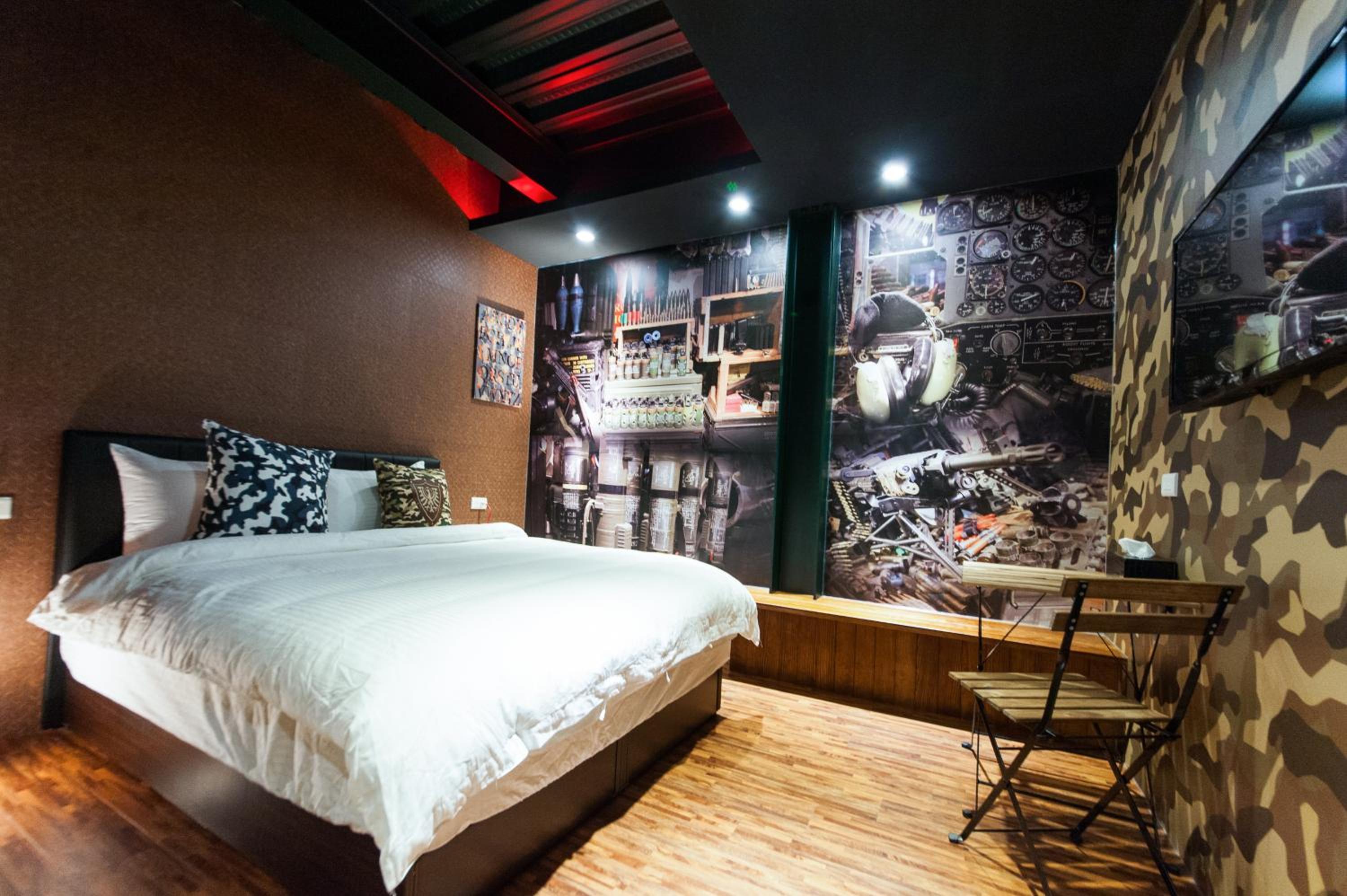 Deluxe Double Room with Shower