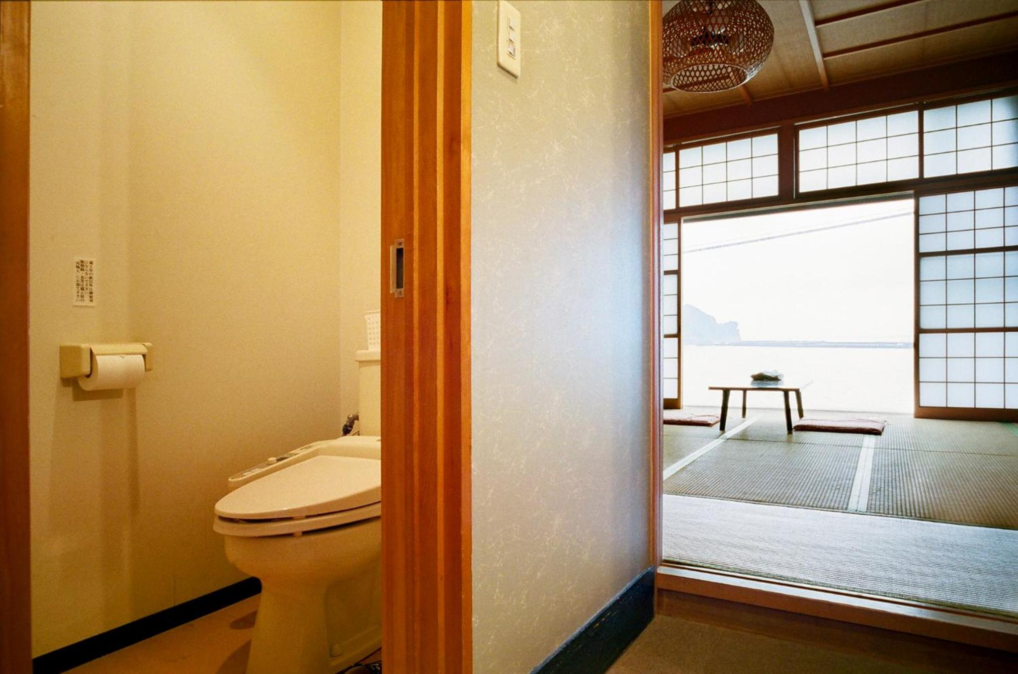 Standard Triple Room with Sea View photo 3
