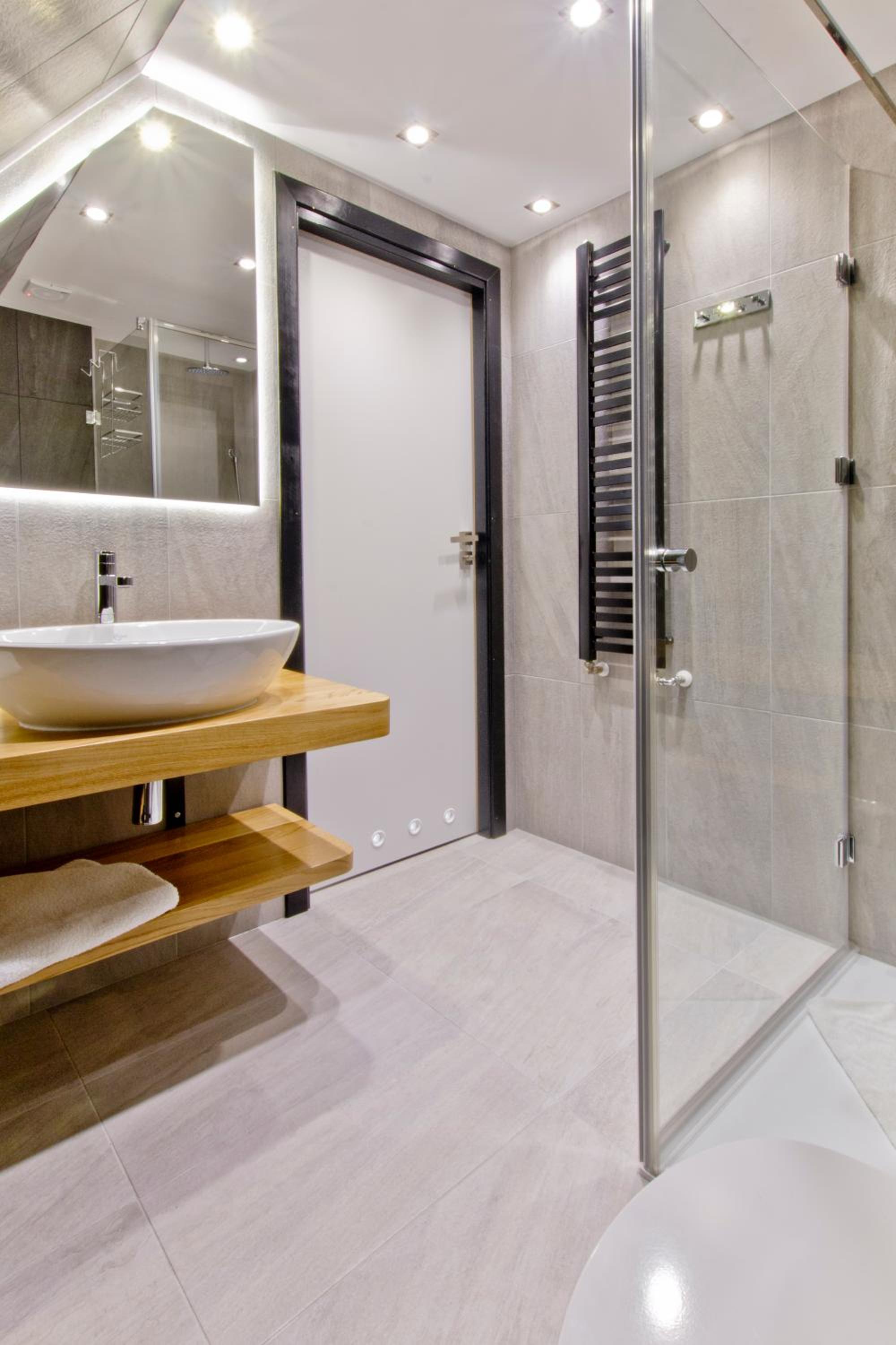 Premium Single Room photo 3