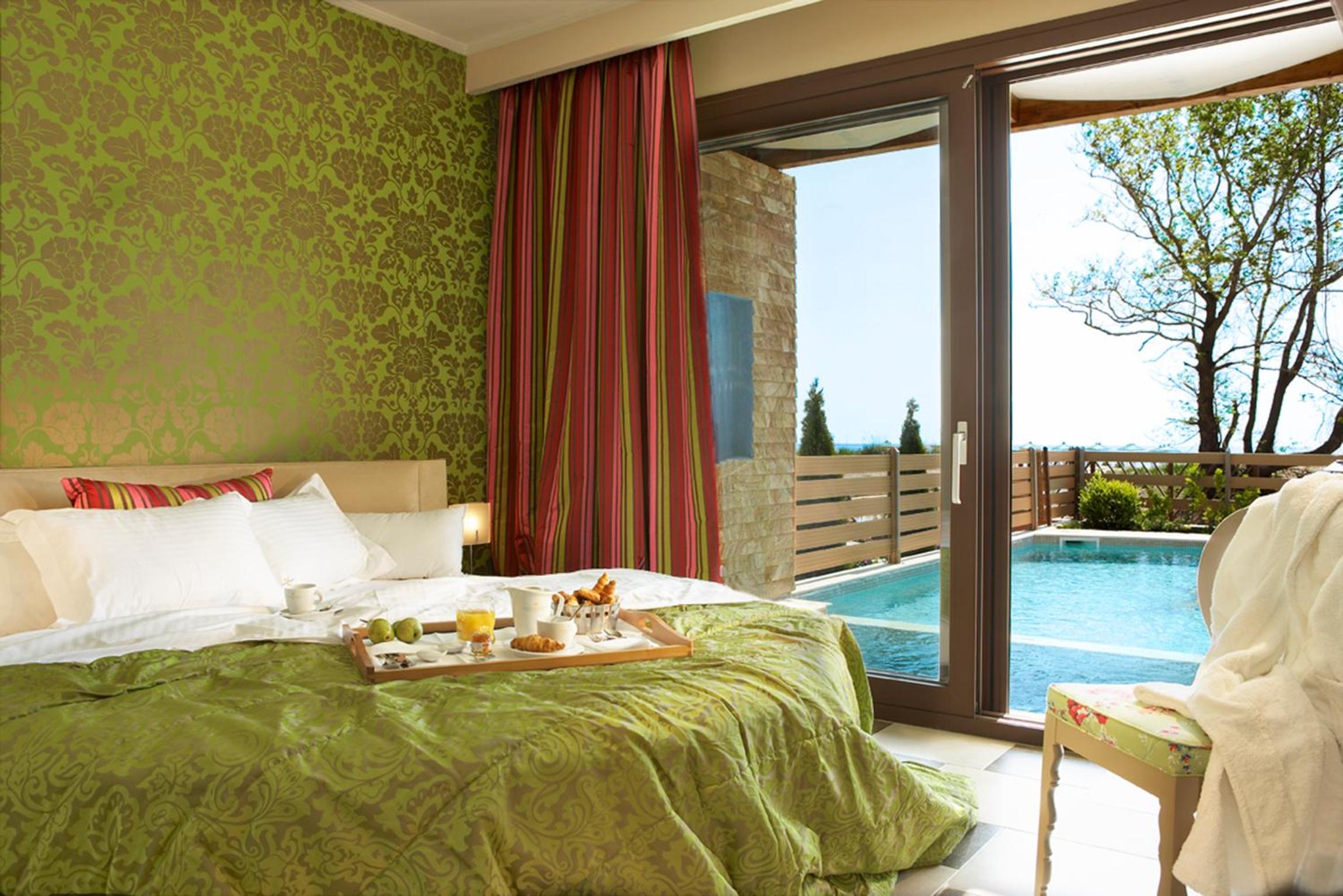 Executive Grand Suite with Private Pool (2-4 adults)
