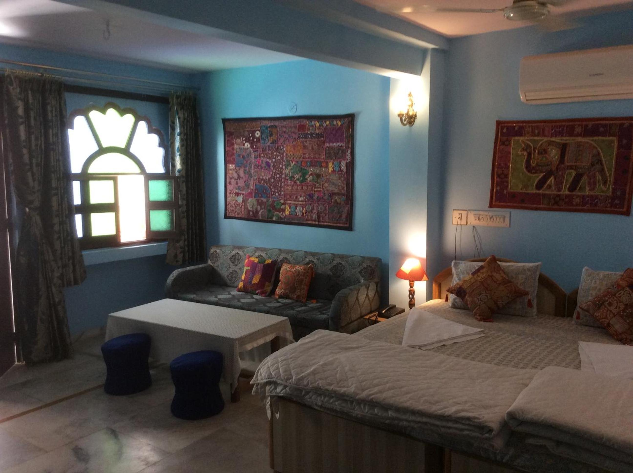 Deluxe Double or Twin Room photo 1