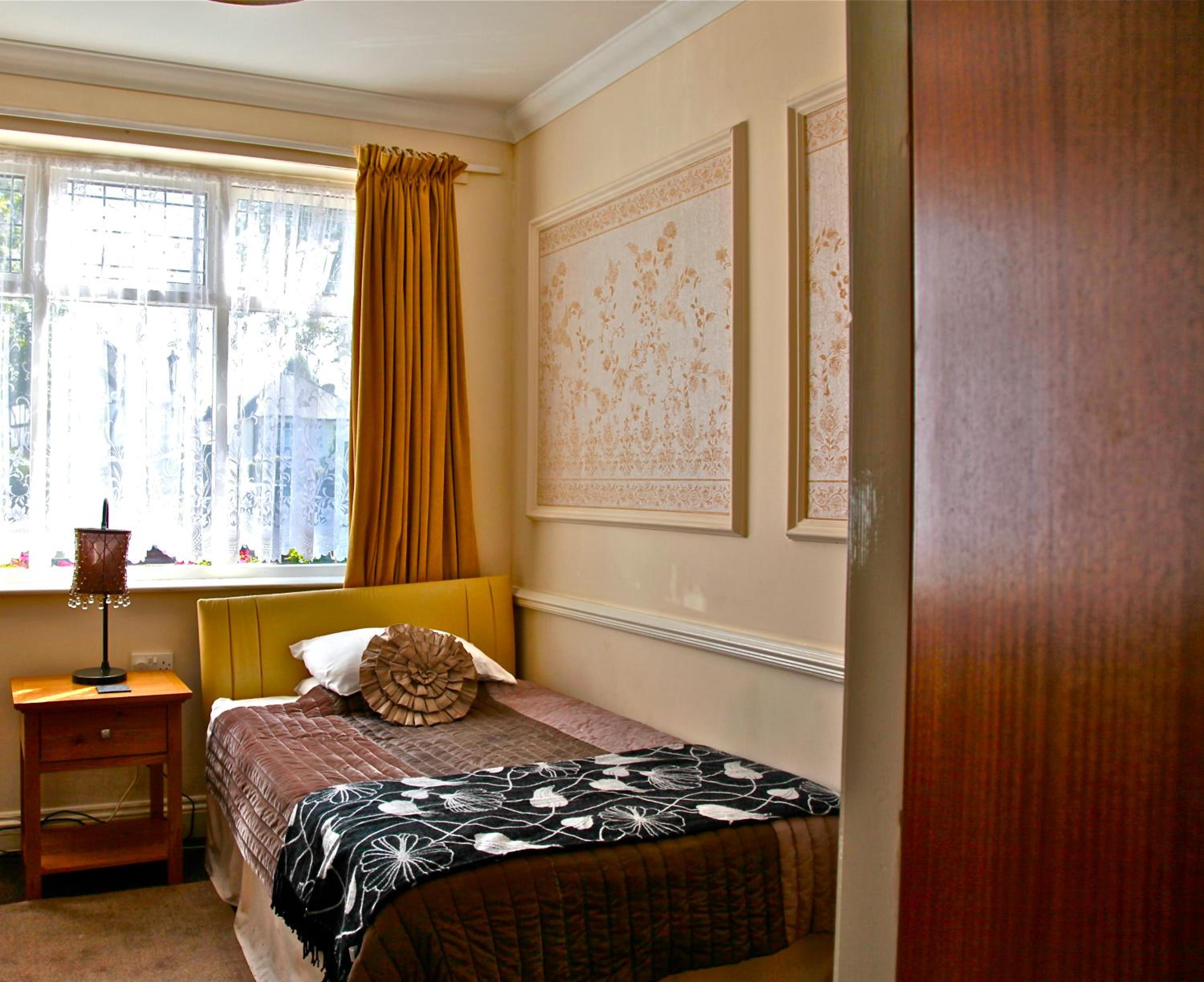 Single Room photo 1