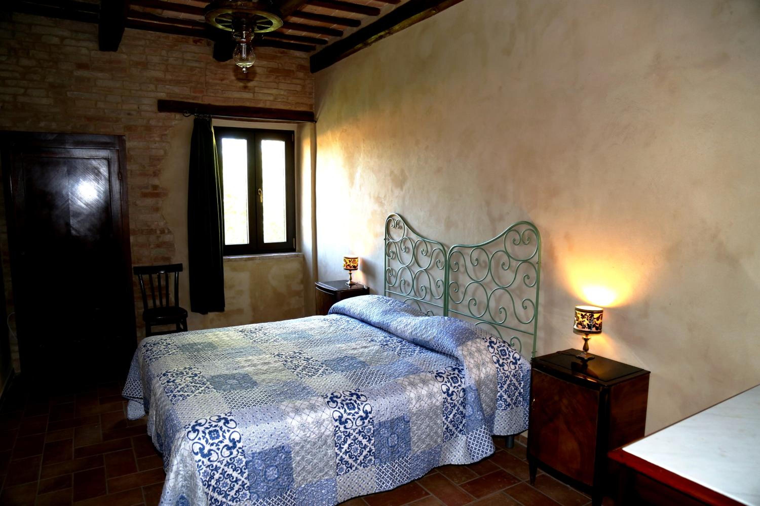 Double Room with Private External Bathroom photo 1