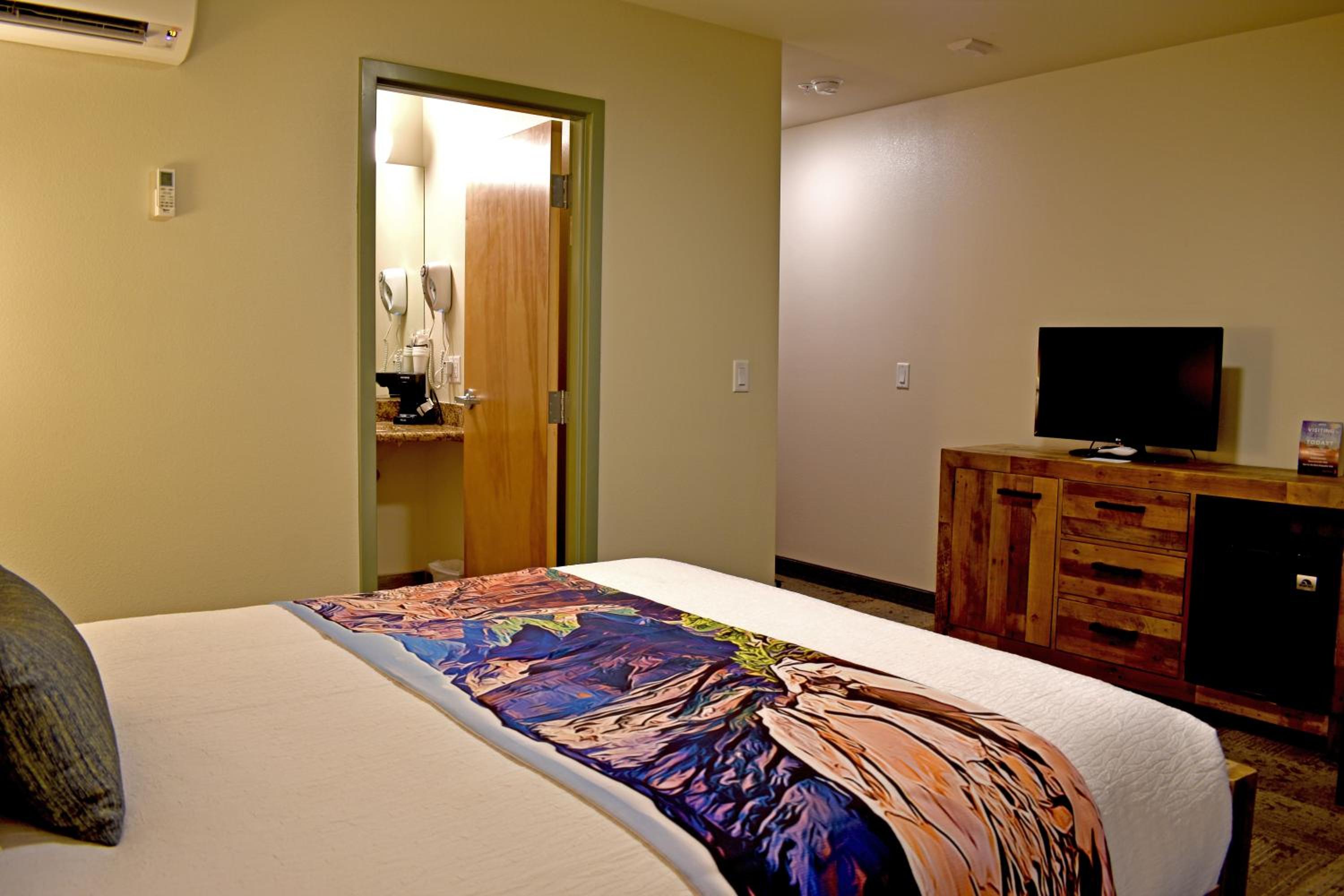 Queen Room photo 3
