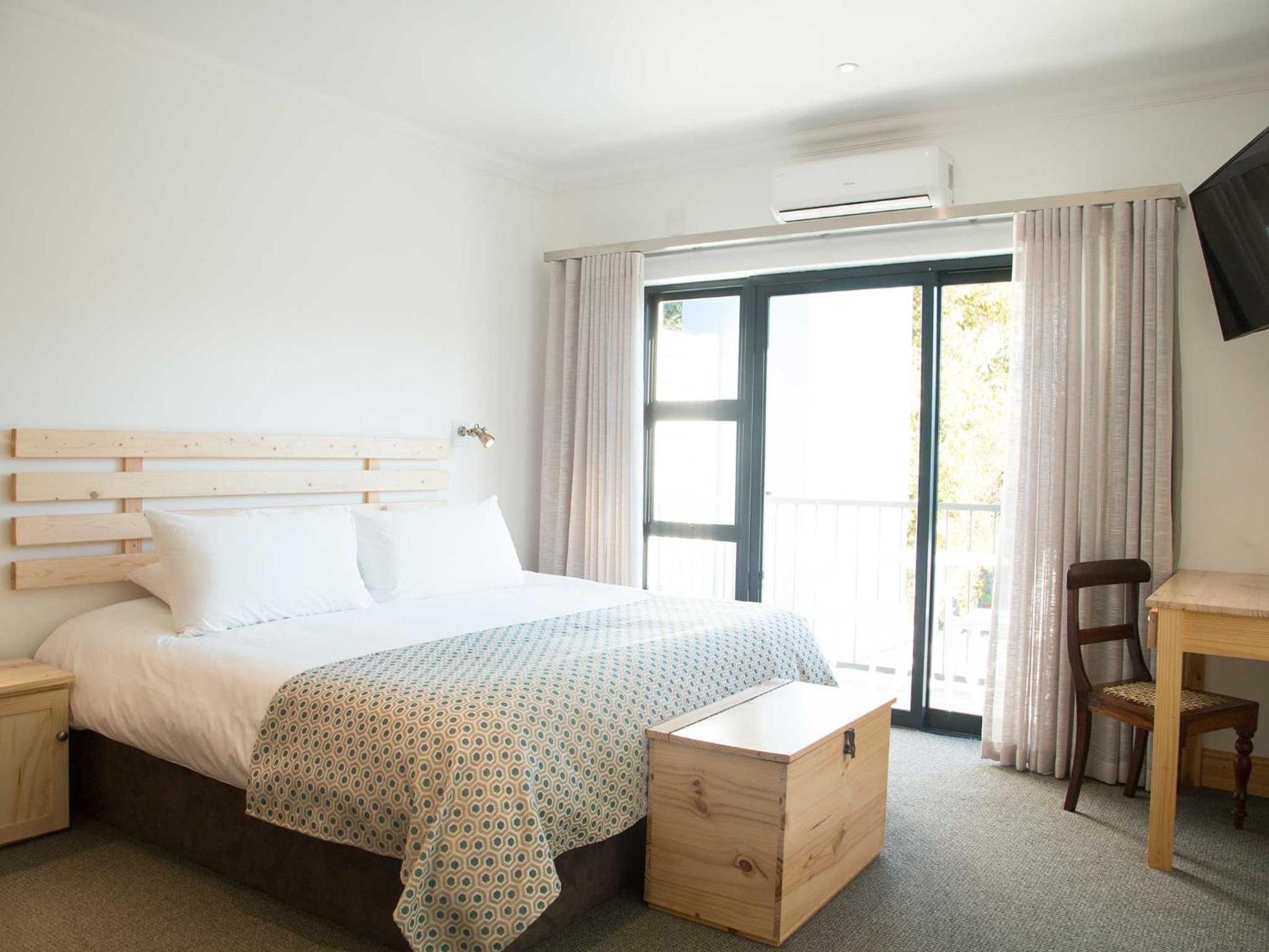 Deluxe Double or Twin Room photo 1