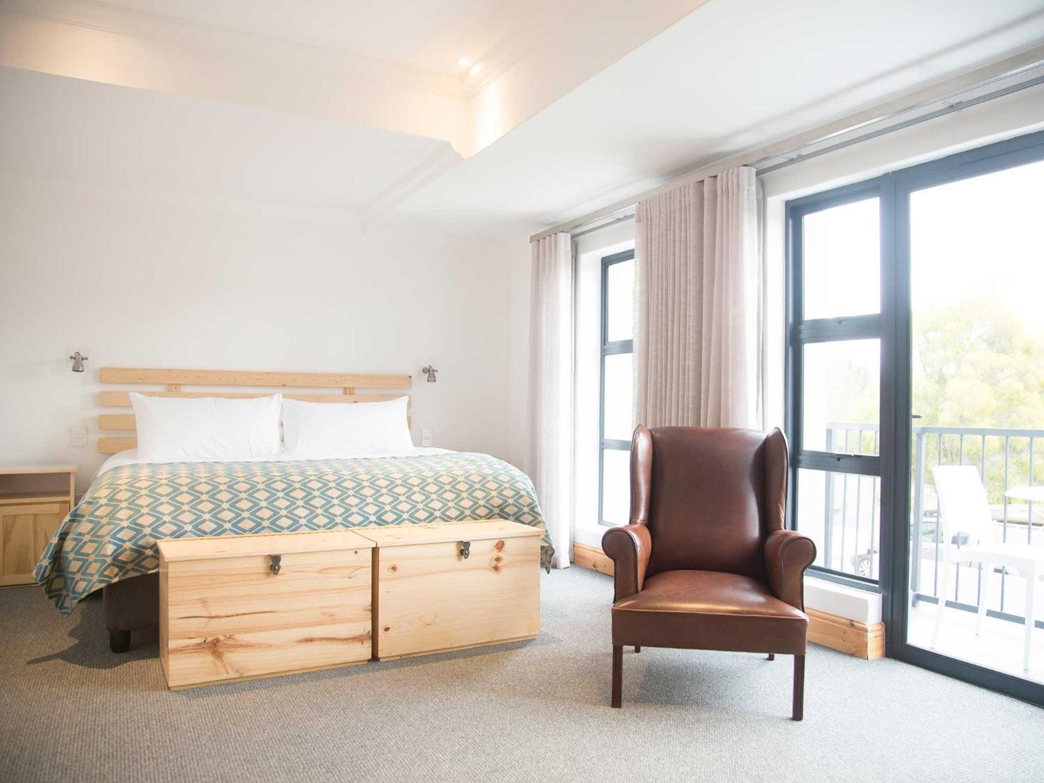 Deluxe Double or Twin Room photo 2