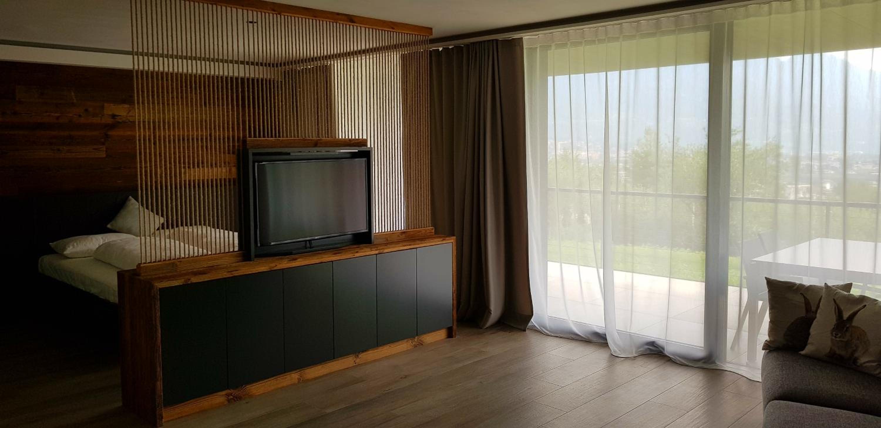 Apartment with Private Garden and Panoramic View photo 1