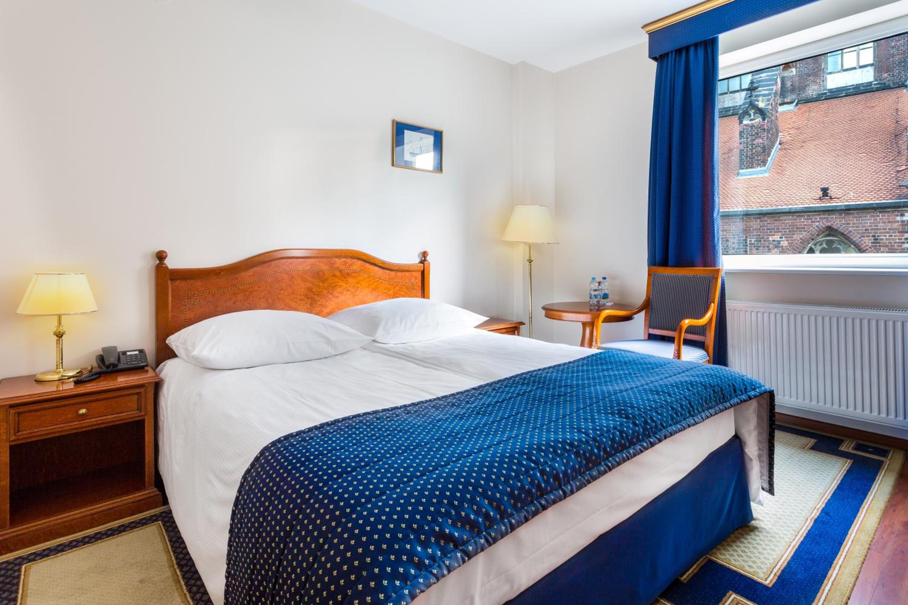Standard Double Room - Photo 1