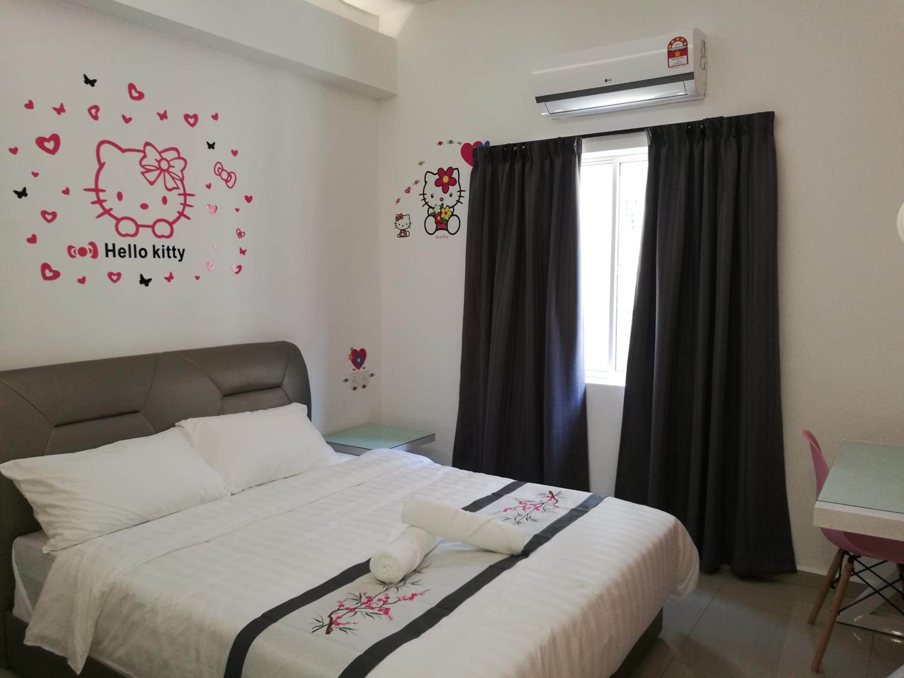 Double or Twin Room with Private Bathroom photo 2