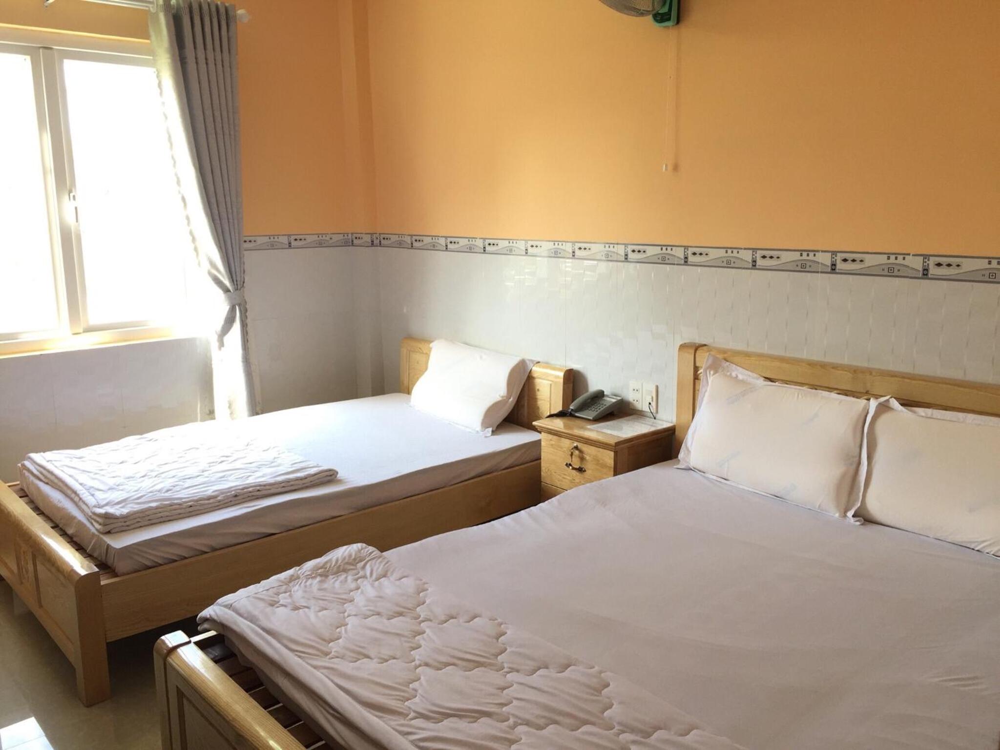 Basic Triple Room