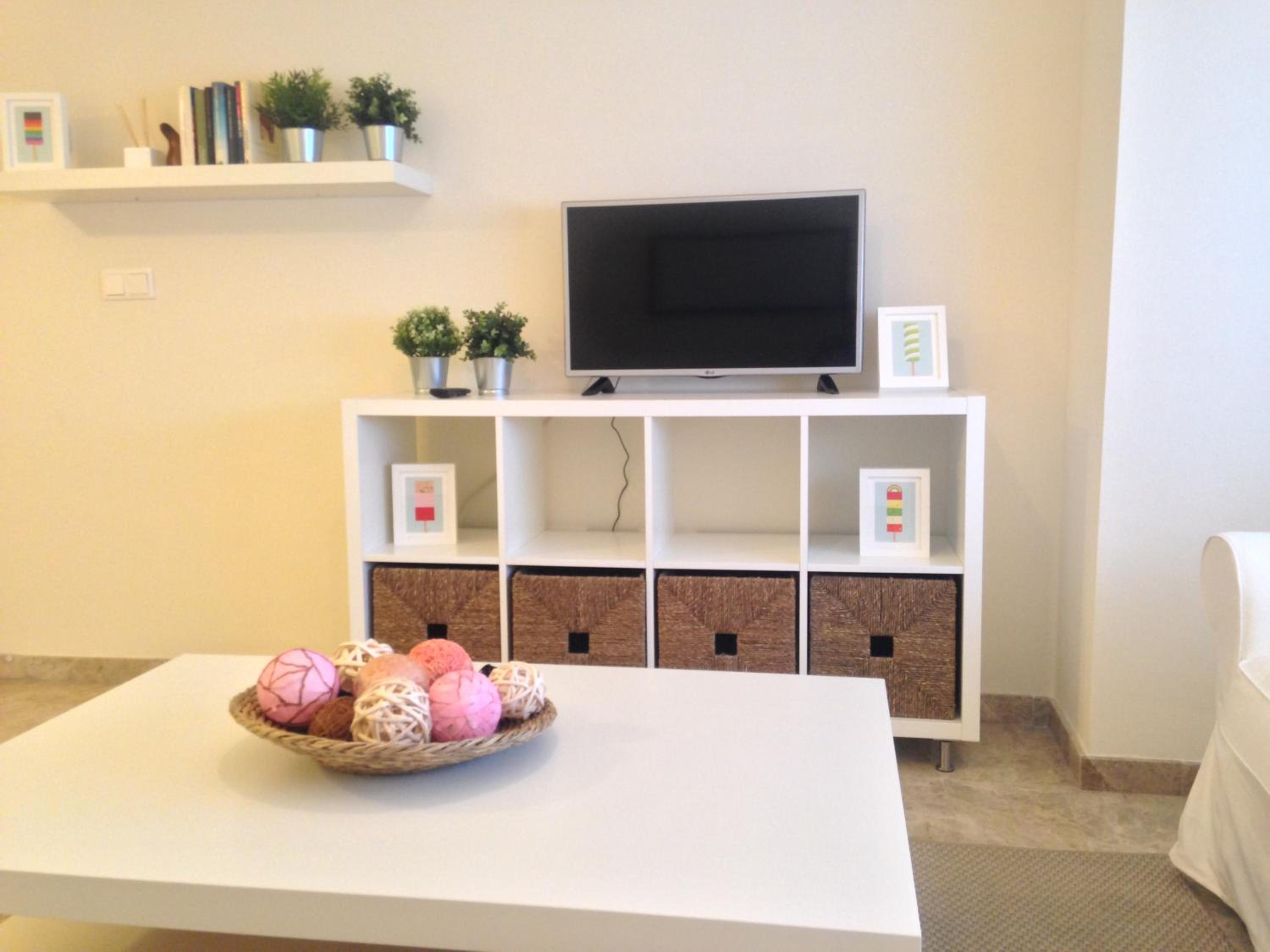 Two-Bedroom Apartment - Photo 2