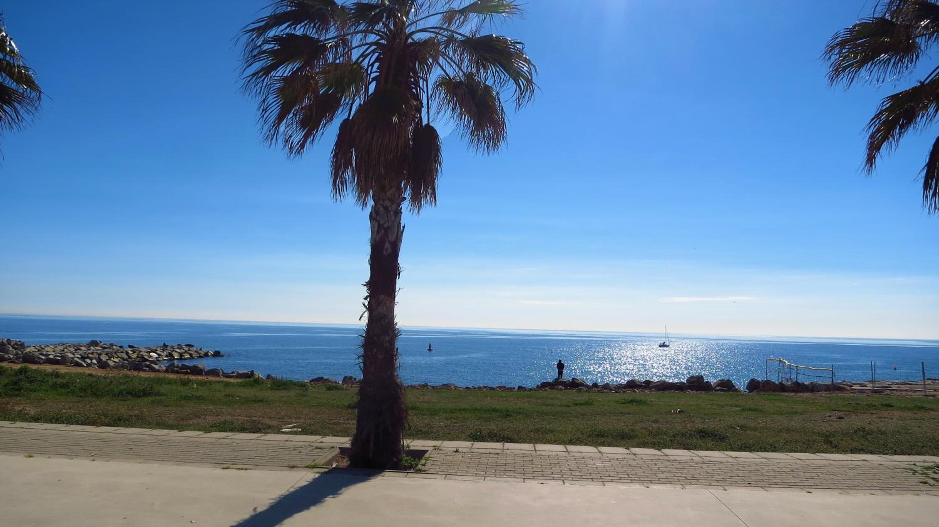 Apartment with Sea View - Photo 27