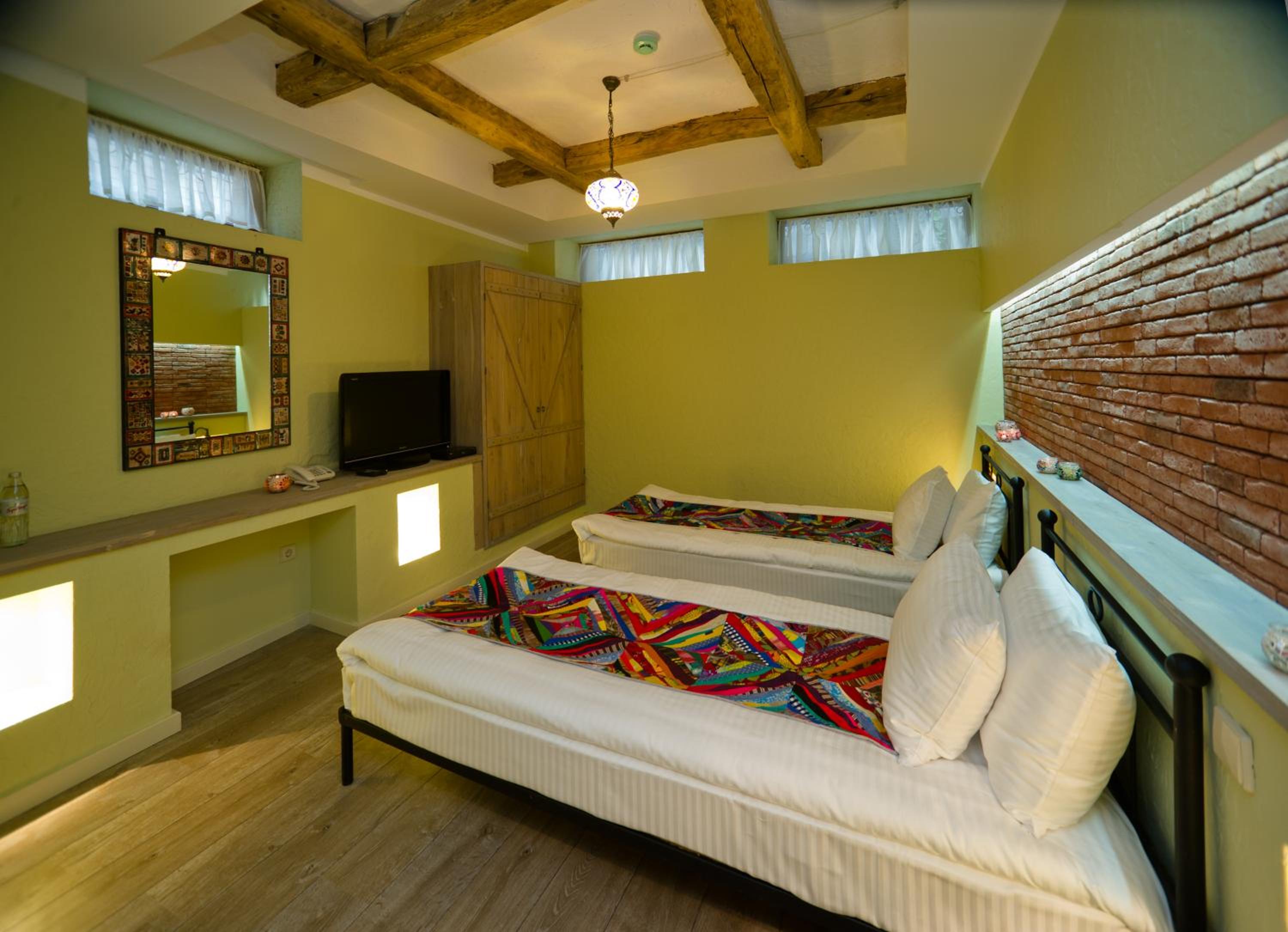 Standard Twin Room photo 2