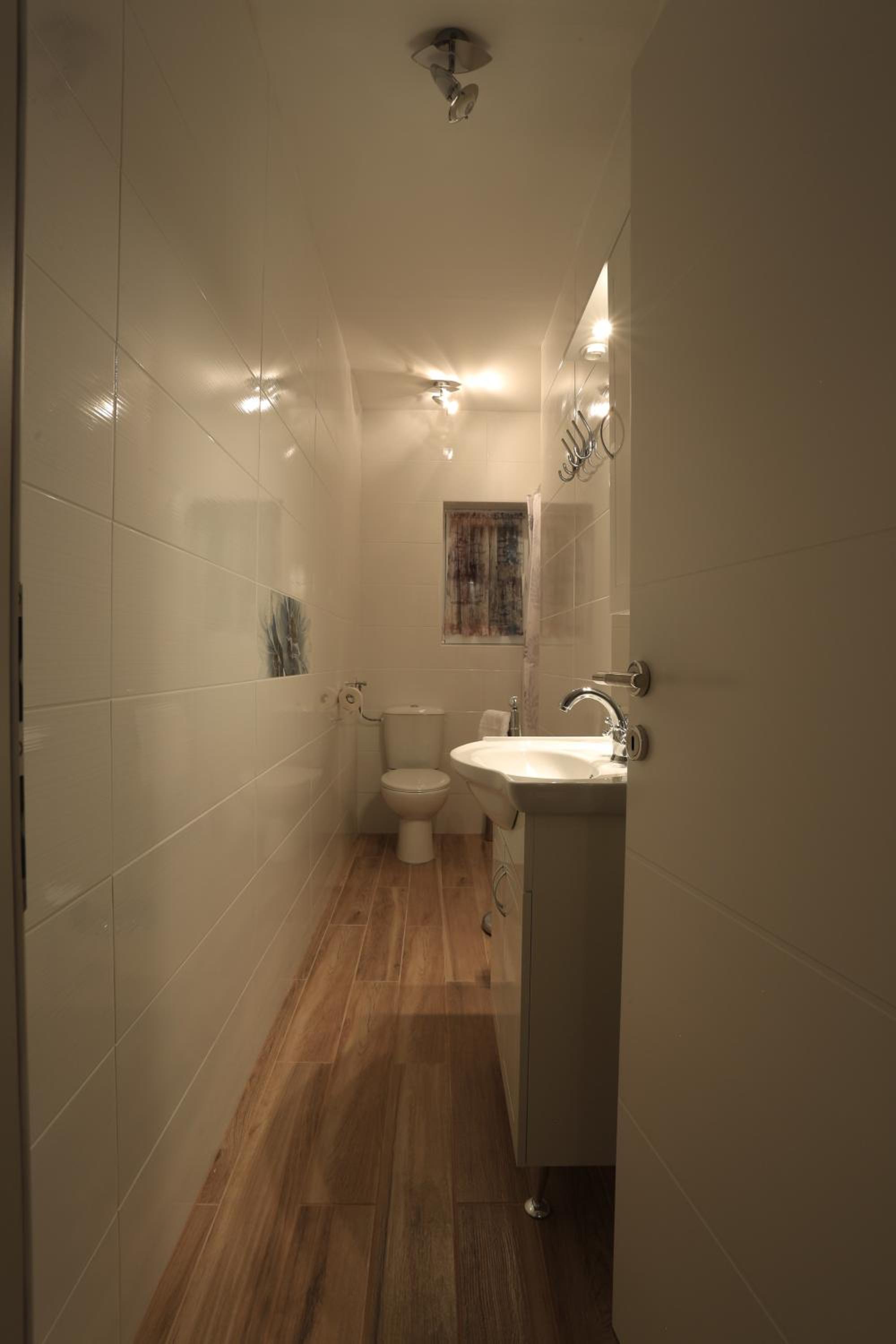 Three-Bedroom Townhouse - Photo 31