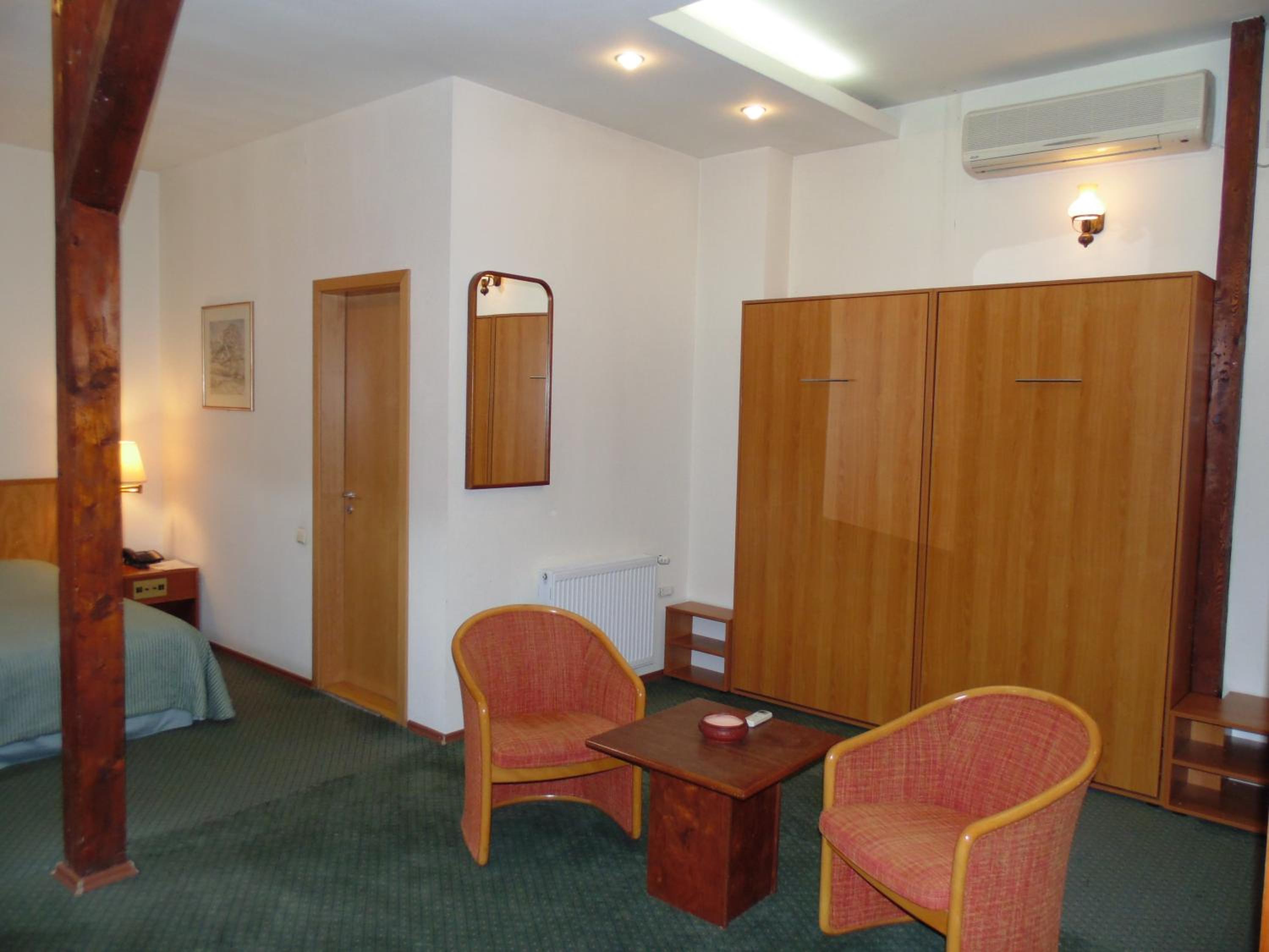 Standard Quadruple Room photo 3