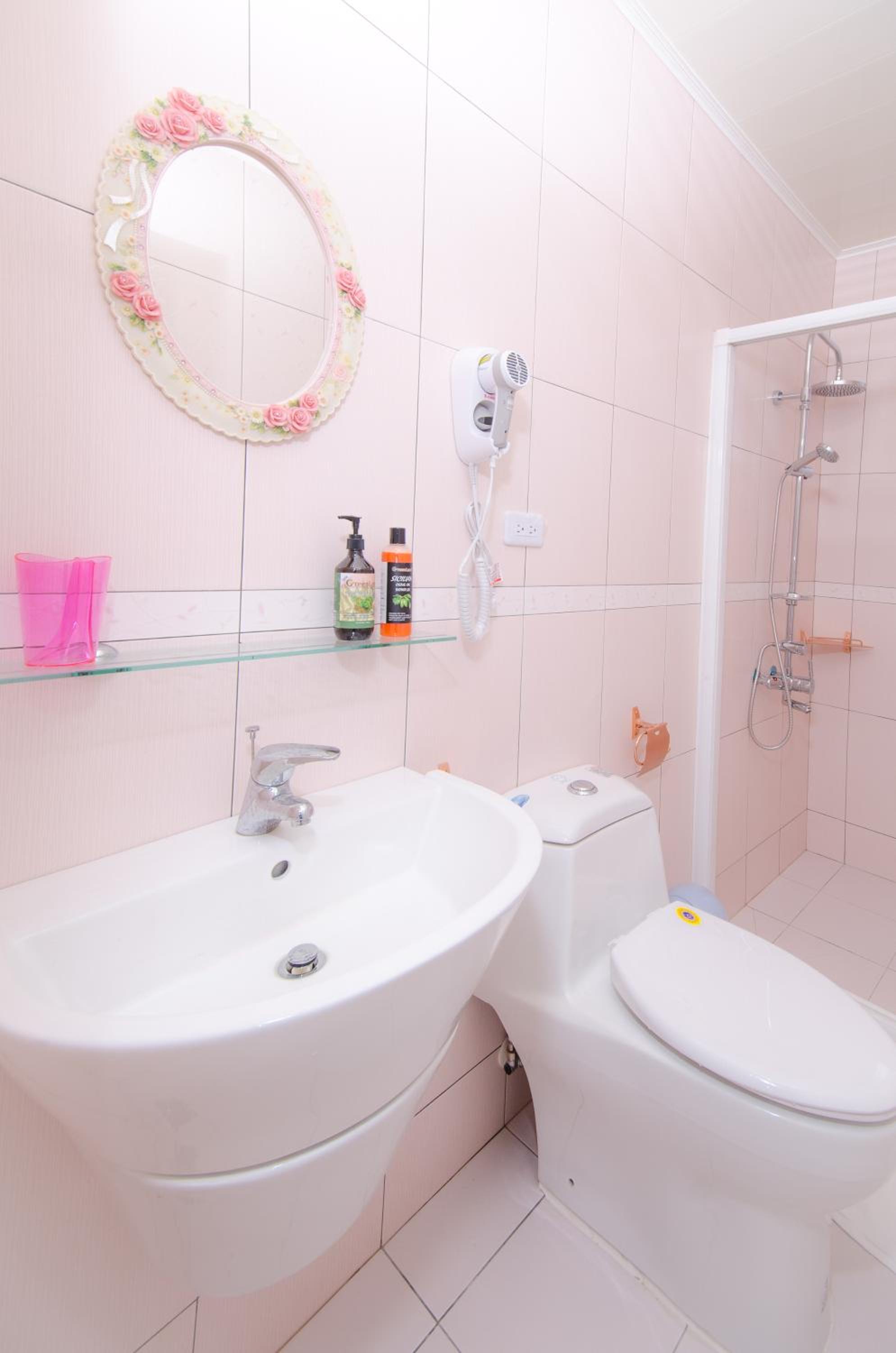 Deluxe Double Room with Balcony and Sea View photo 2