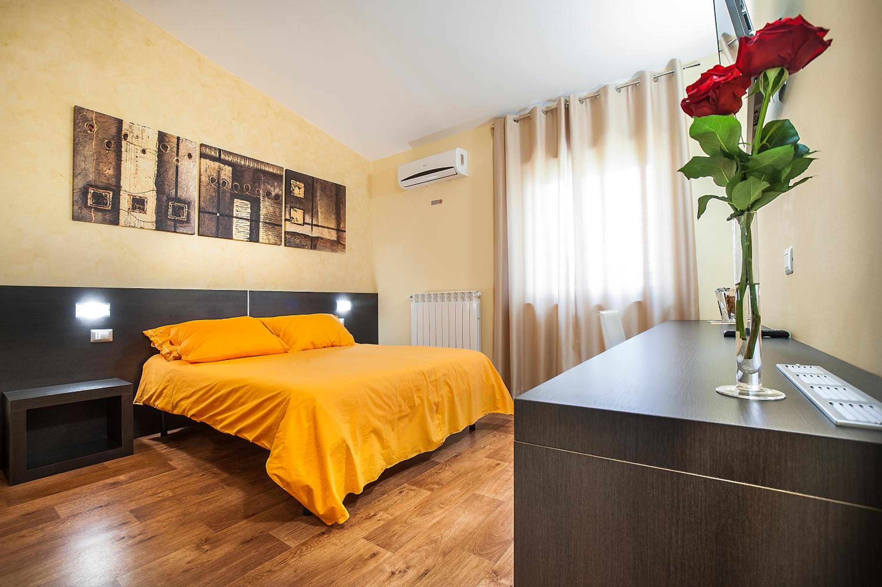 Double or Twin Room photo 1