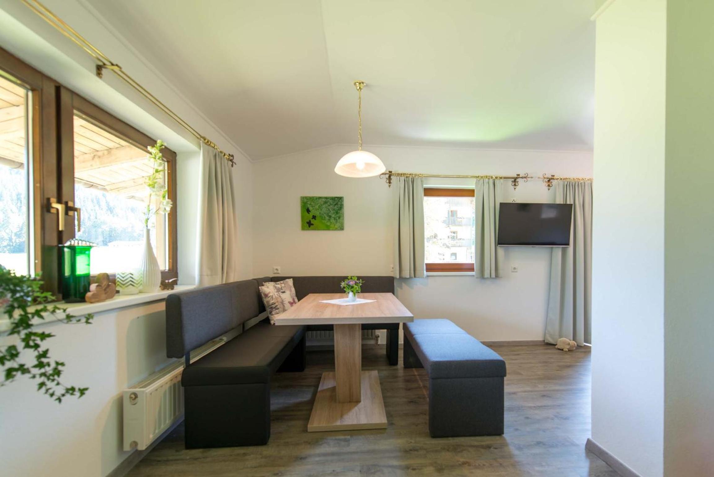 Apartment with Lake View photo 2