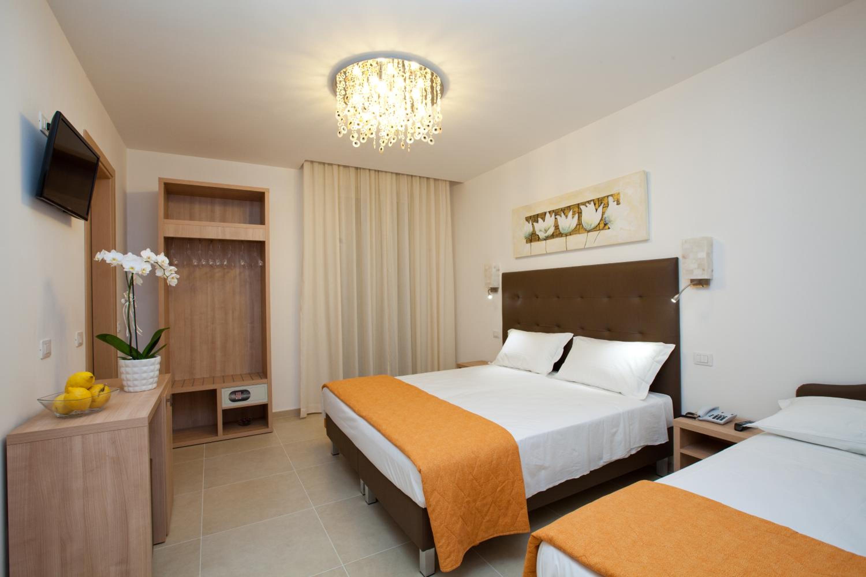 Triple Room photo 1