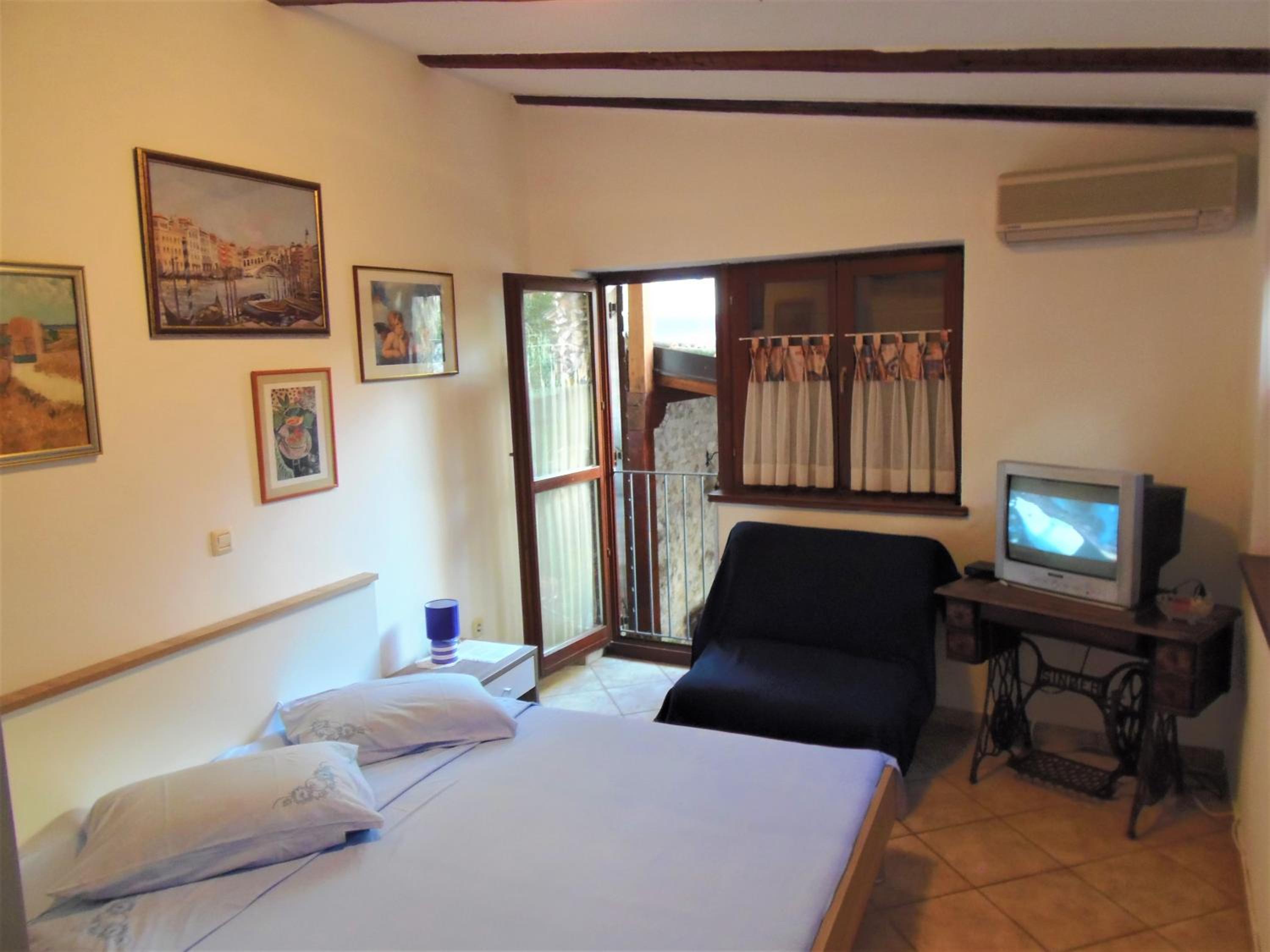 Apartment with Sea View - Photo 40