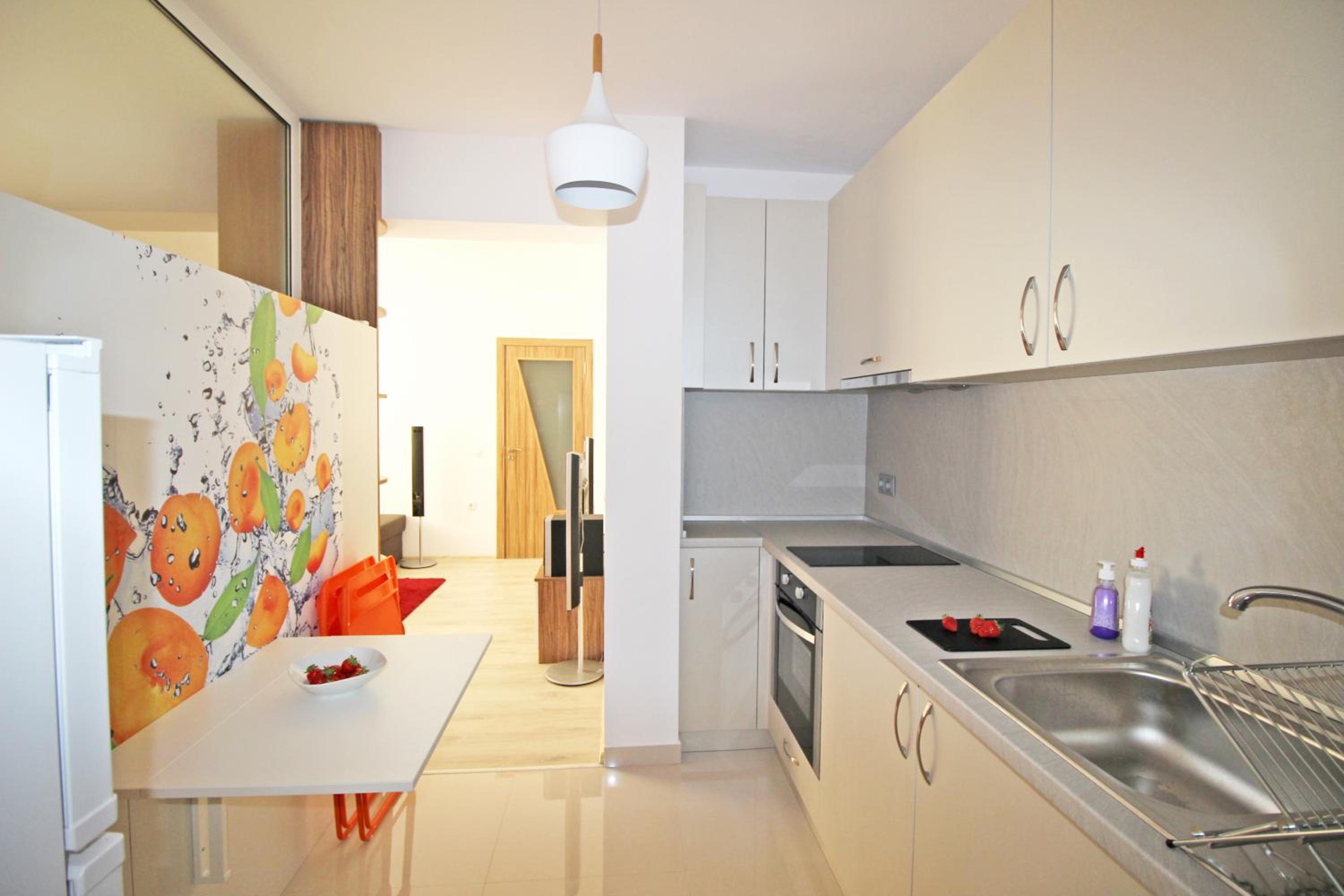 One-Bedroom Apartment - Photo 19