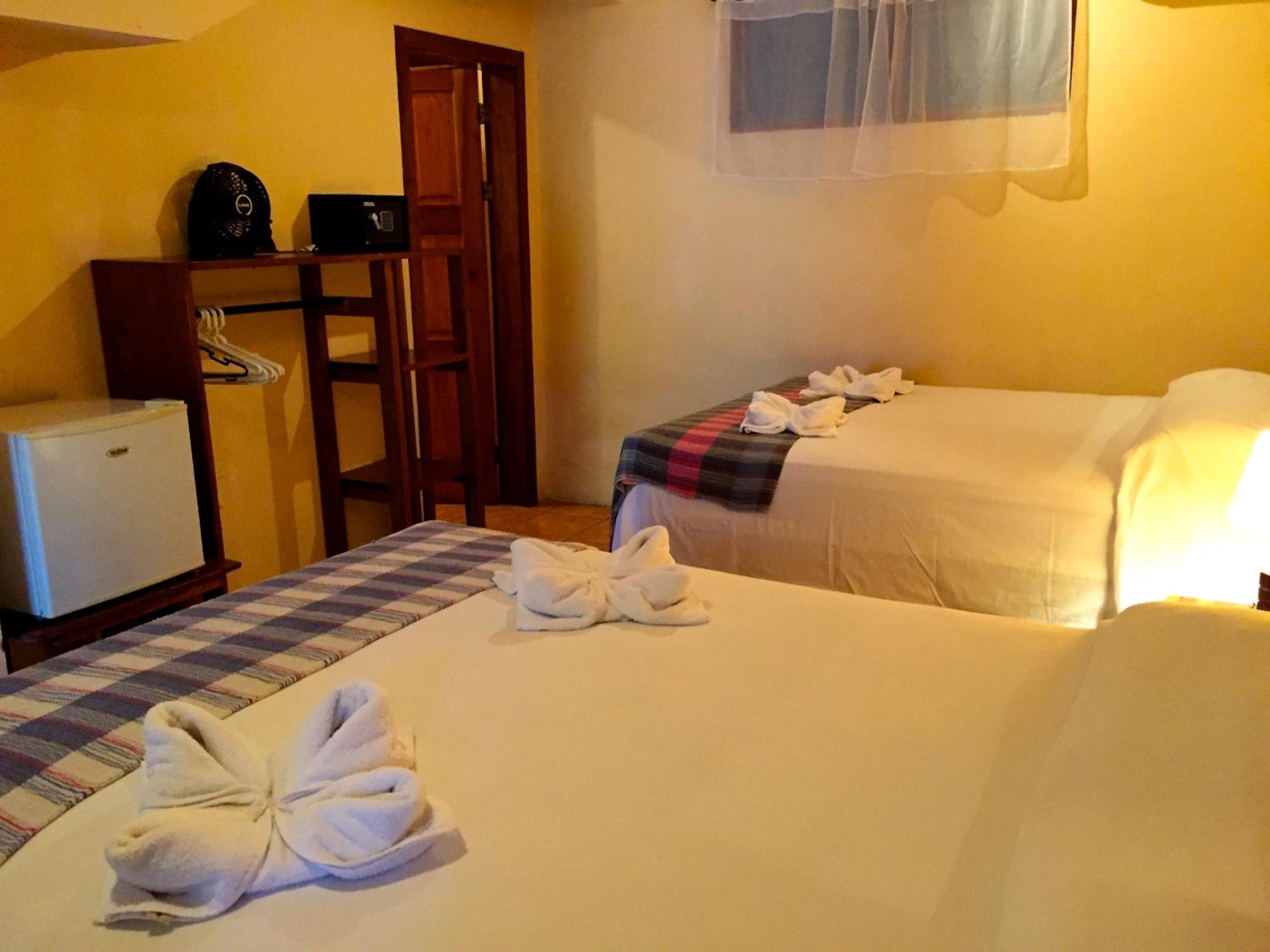 Quadruple Room with Garden View photo 2