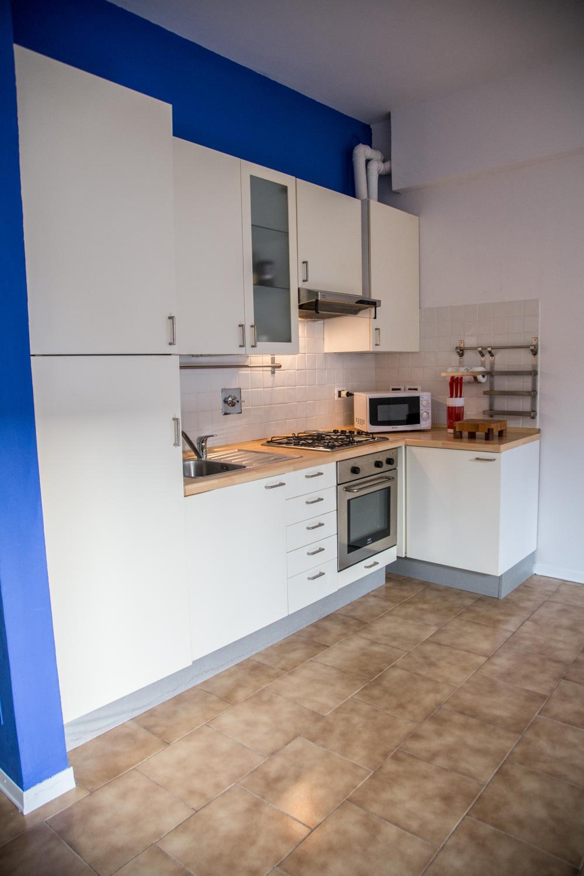 Studio Apartment - Photo 20