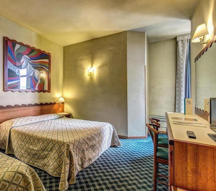 Triple Room - Photo 1