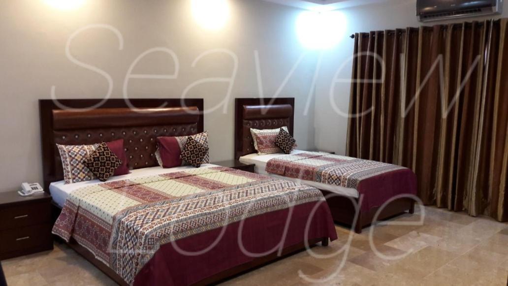 Family Room with Terrace photo 3