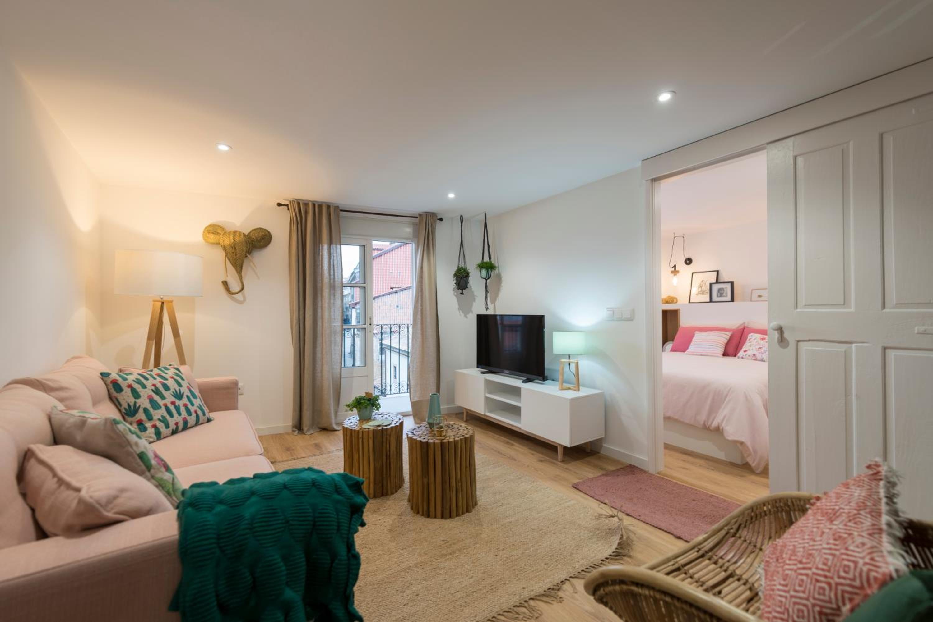 Apartment - Photo 1