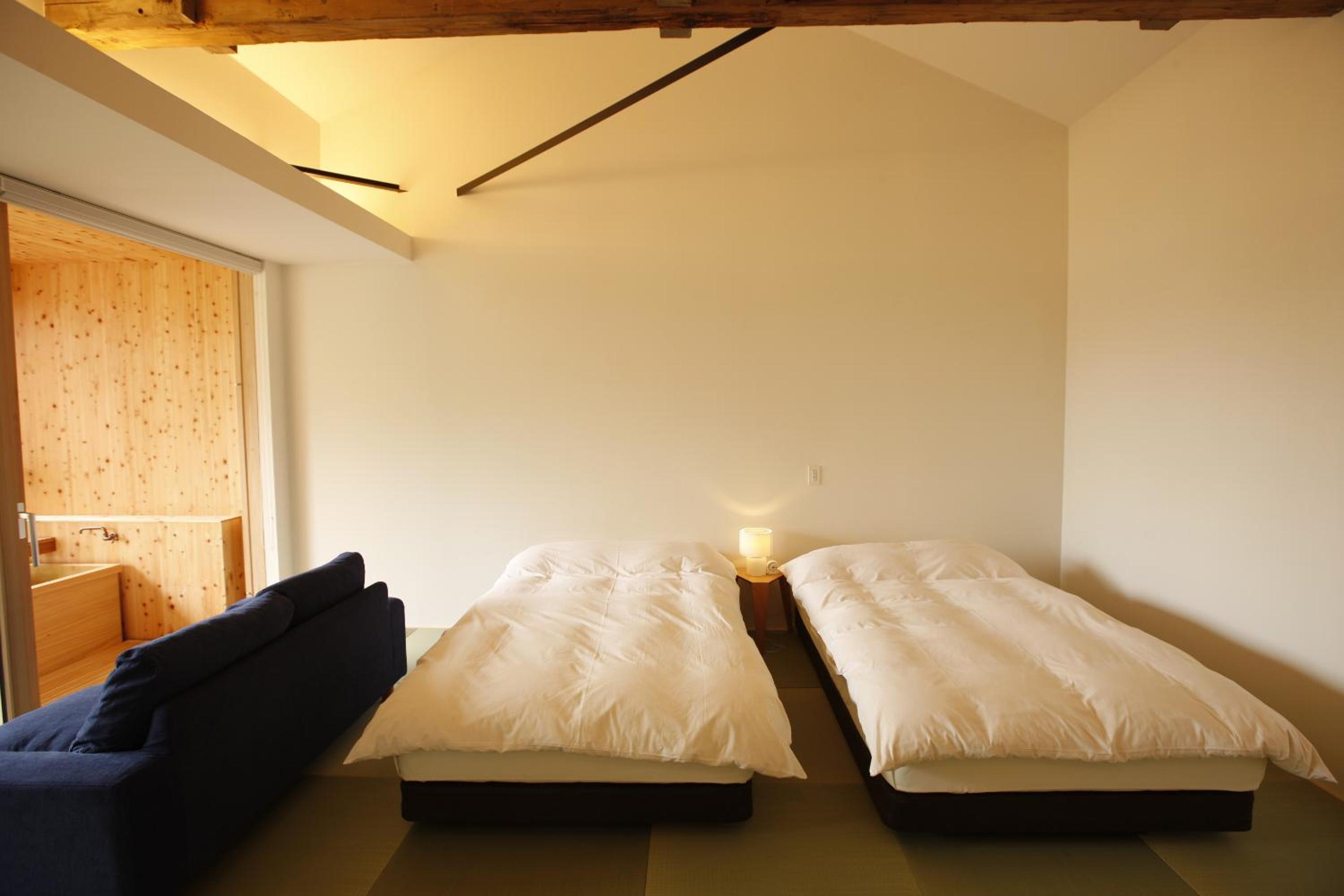 Superior Twin Room with Garden View and Open-Air Bath - Second Floor photo 2