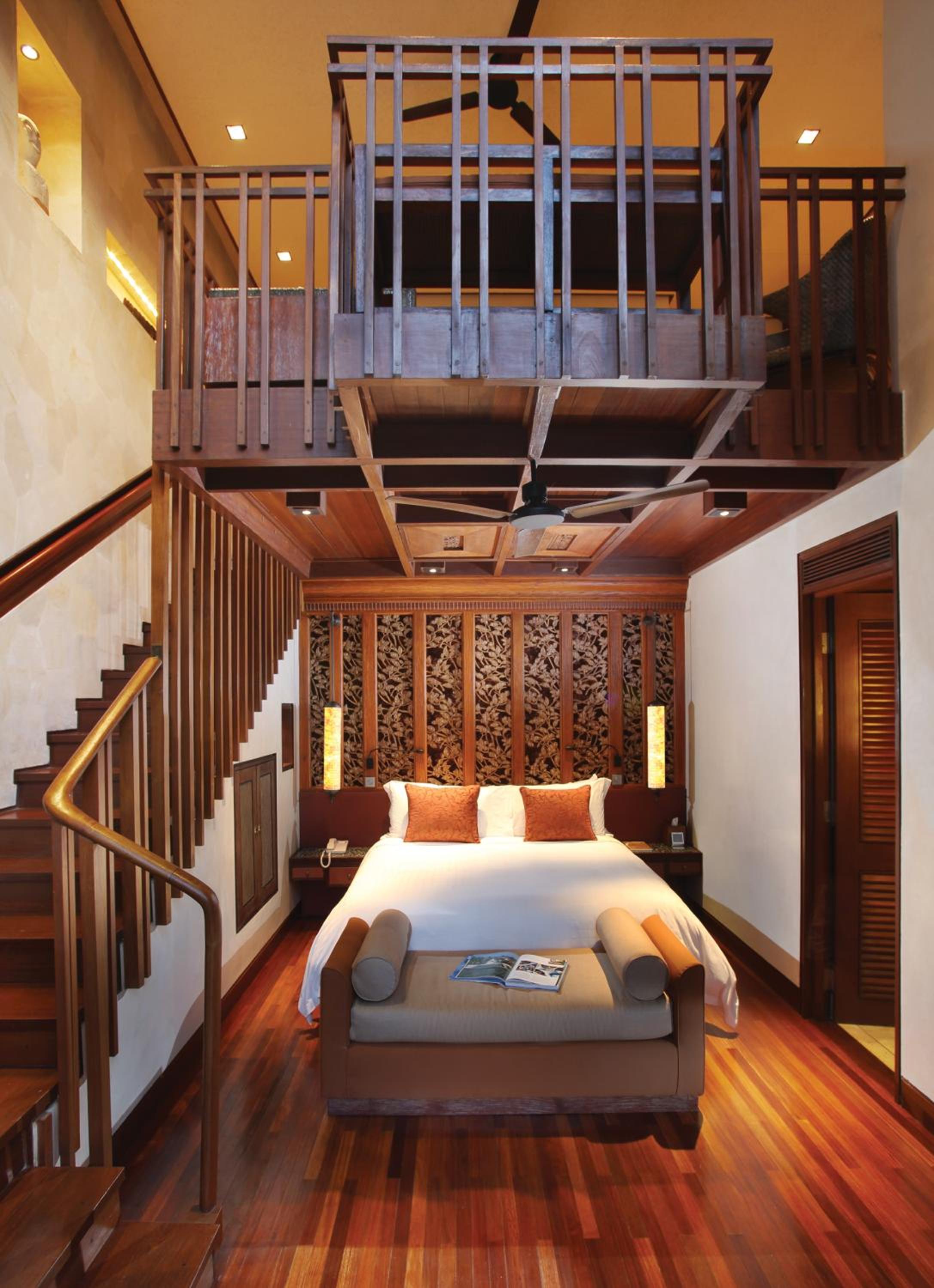 One-Bedroom Duplex Suite