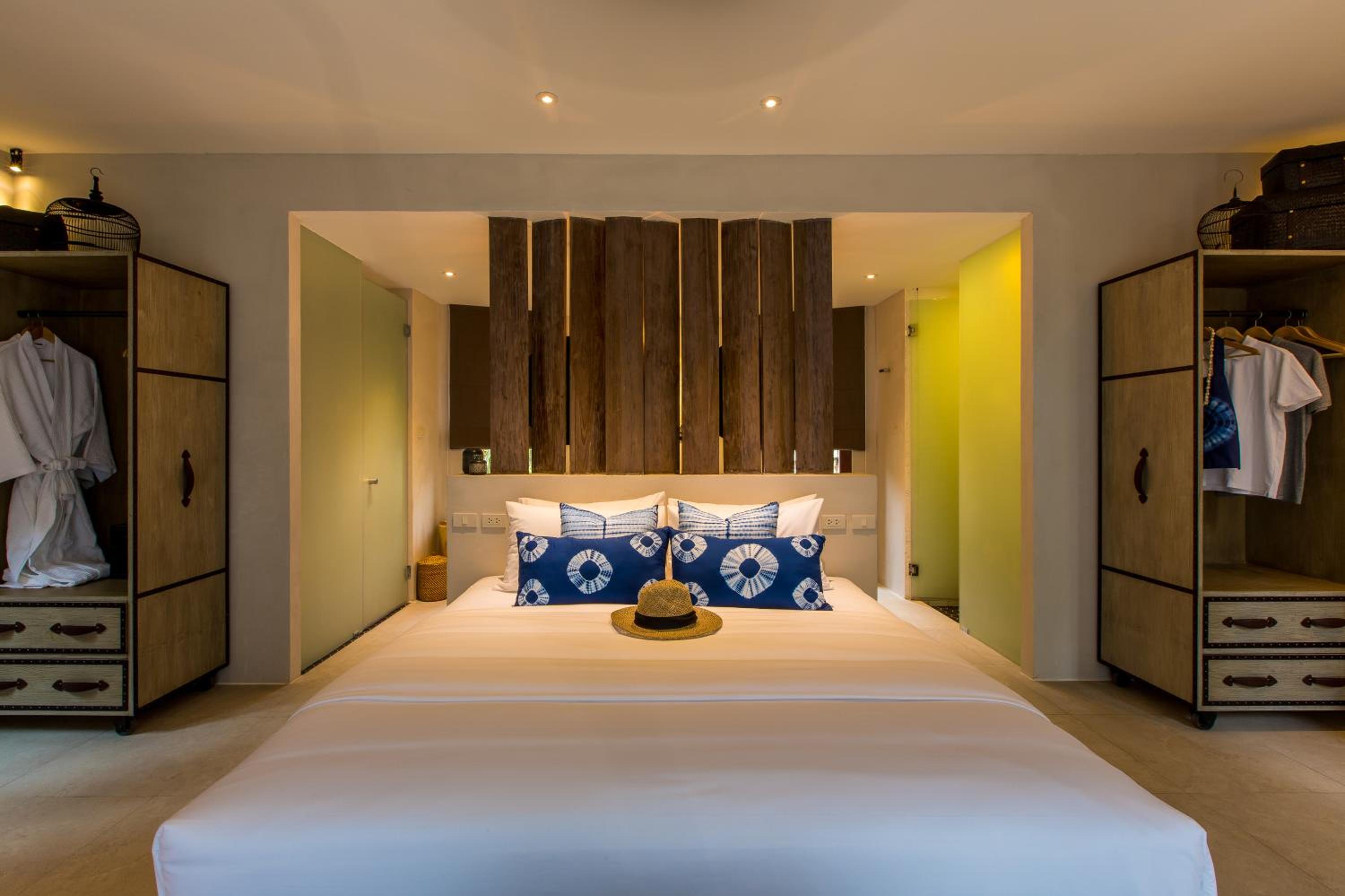 Deluxe Double Room with Pool Access photo 3