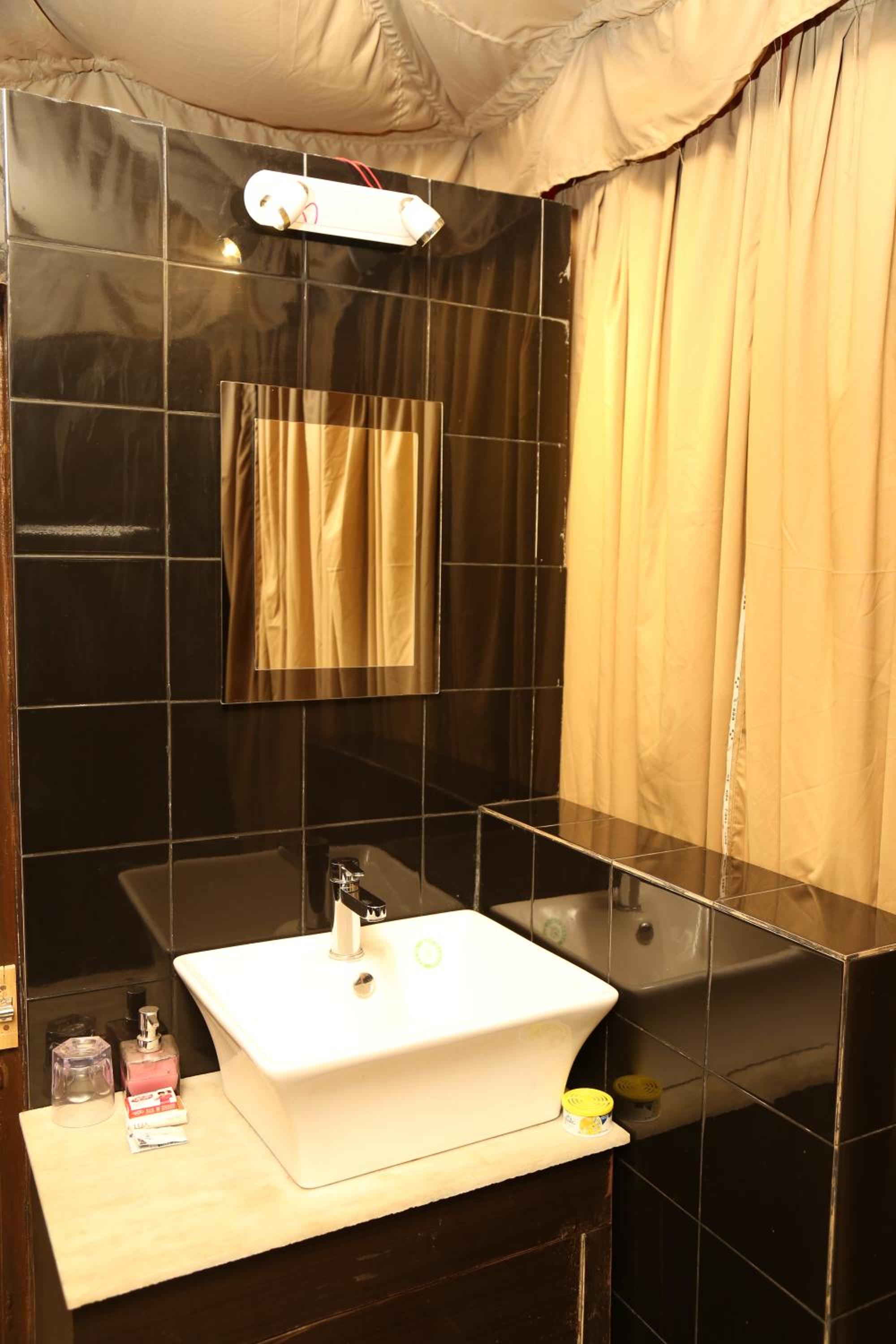 Superior Double Room - Photo 4