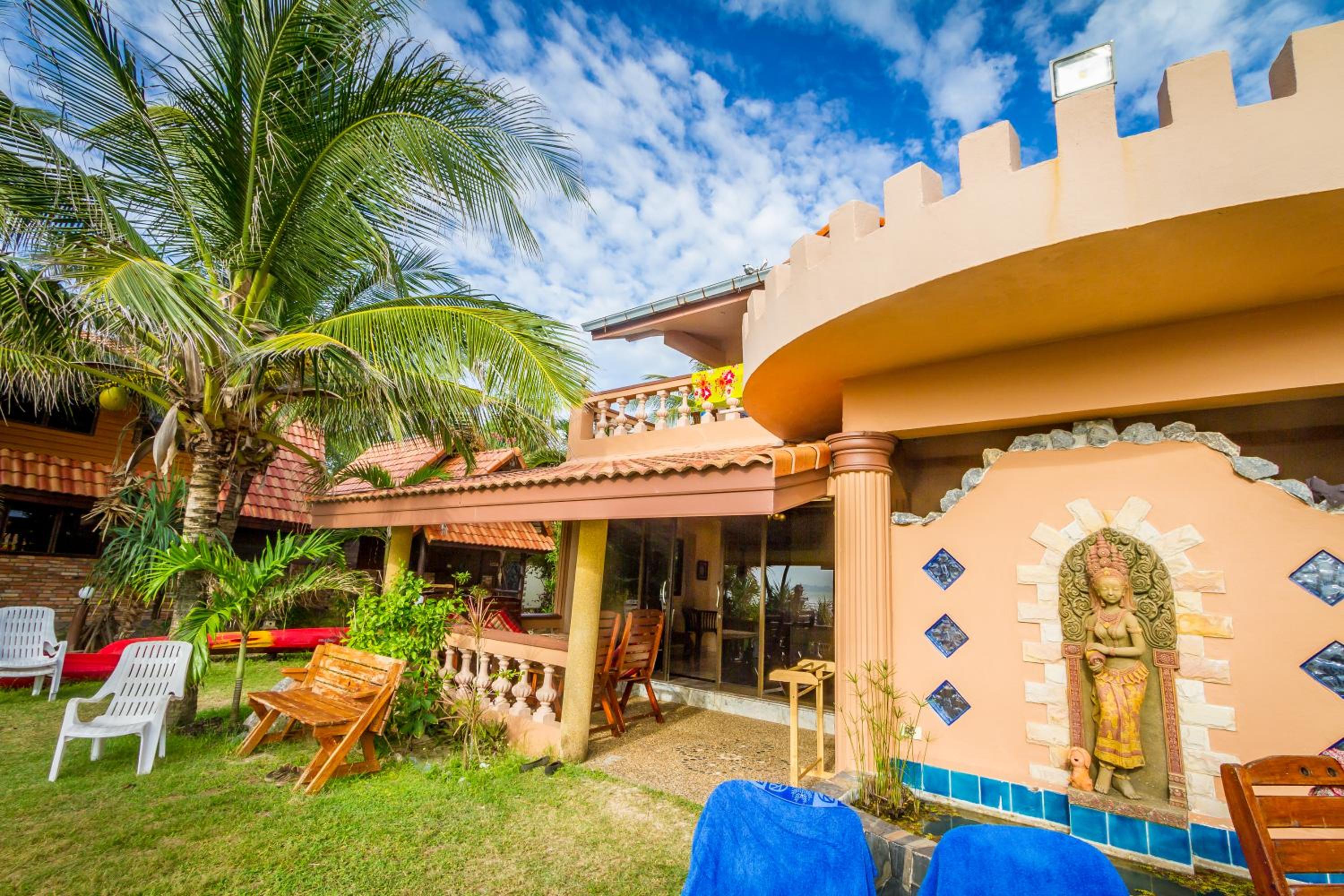 Family Suite - Beach Front photo 2