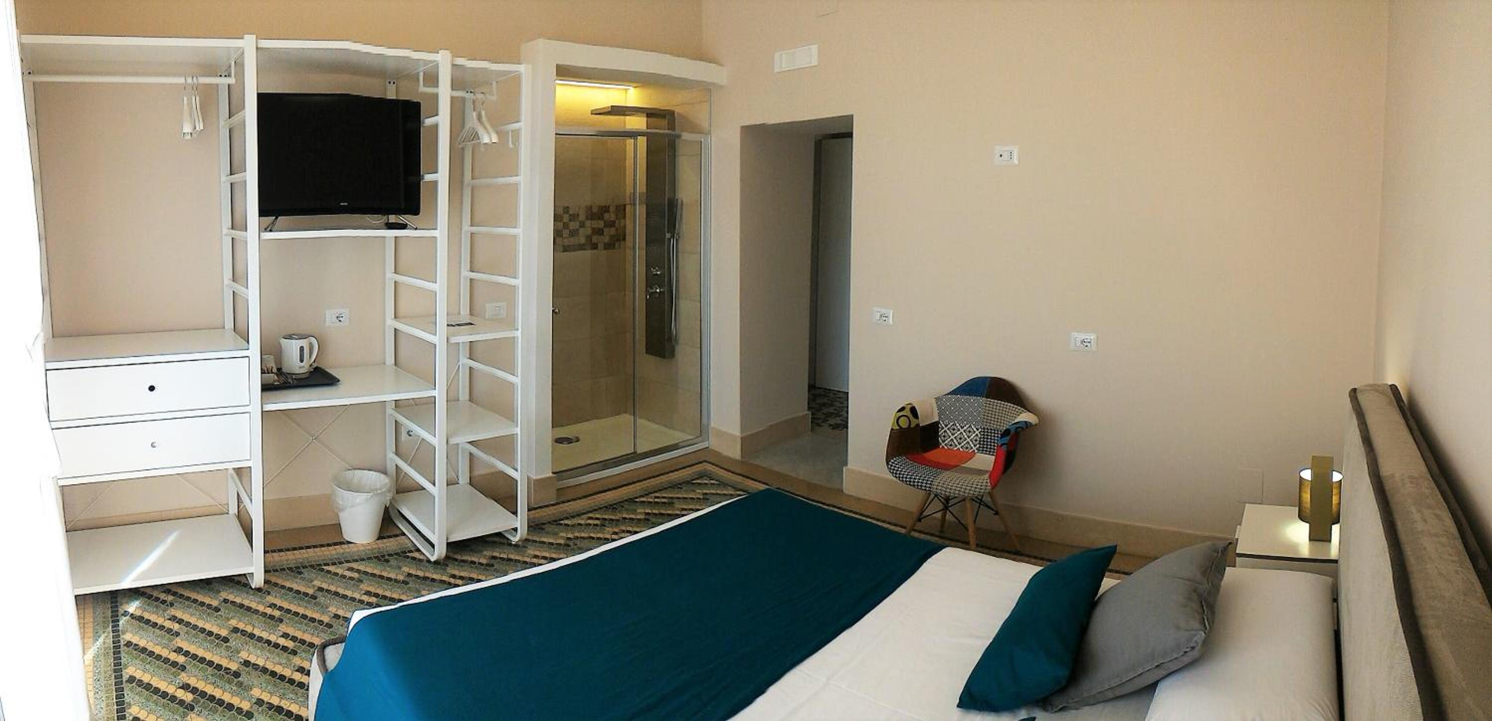 Superior Double Room - Photo 9