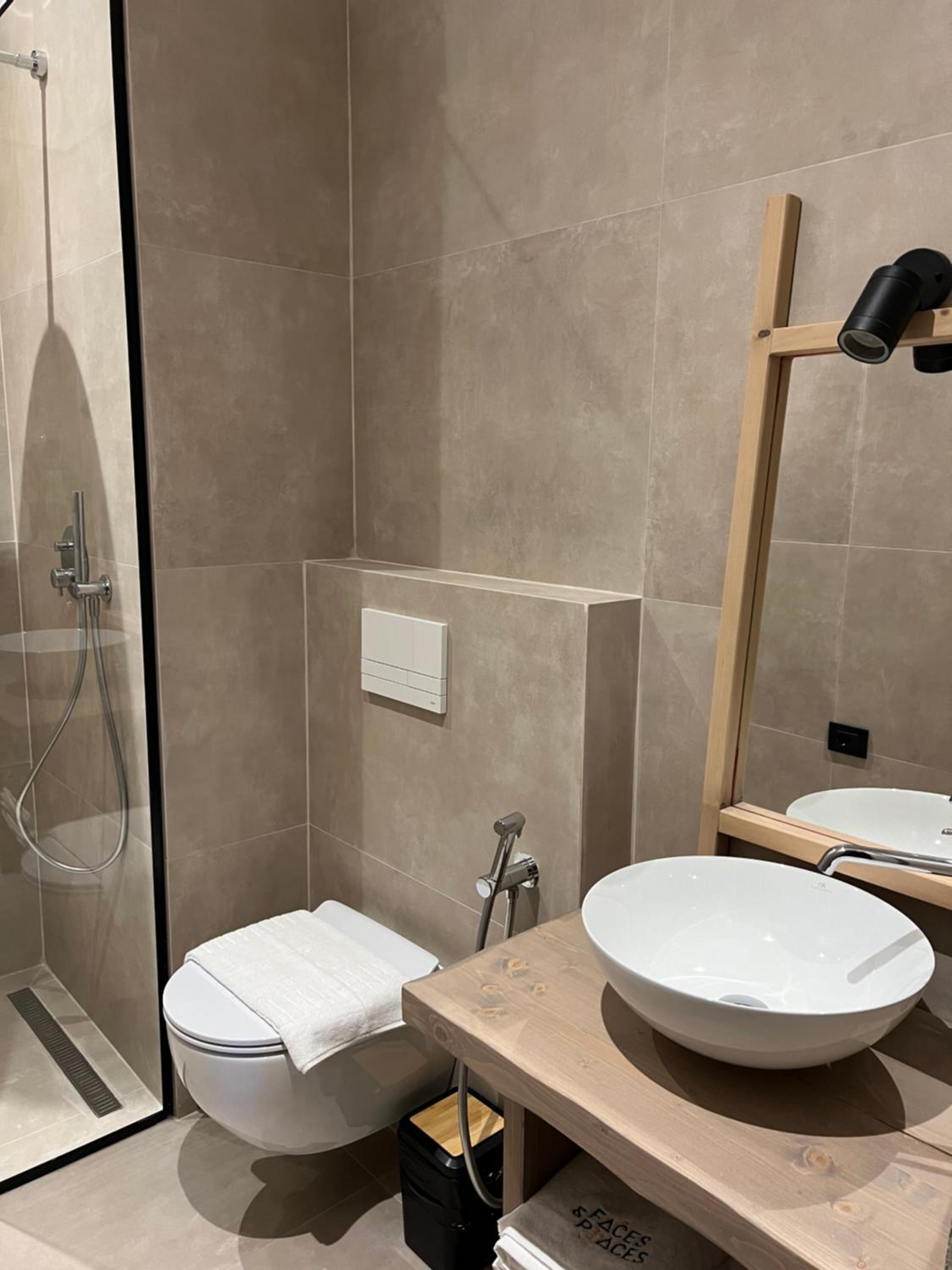 Standard Double Room: Kukes