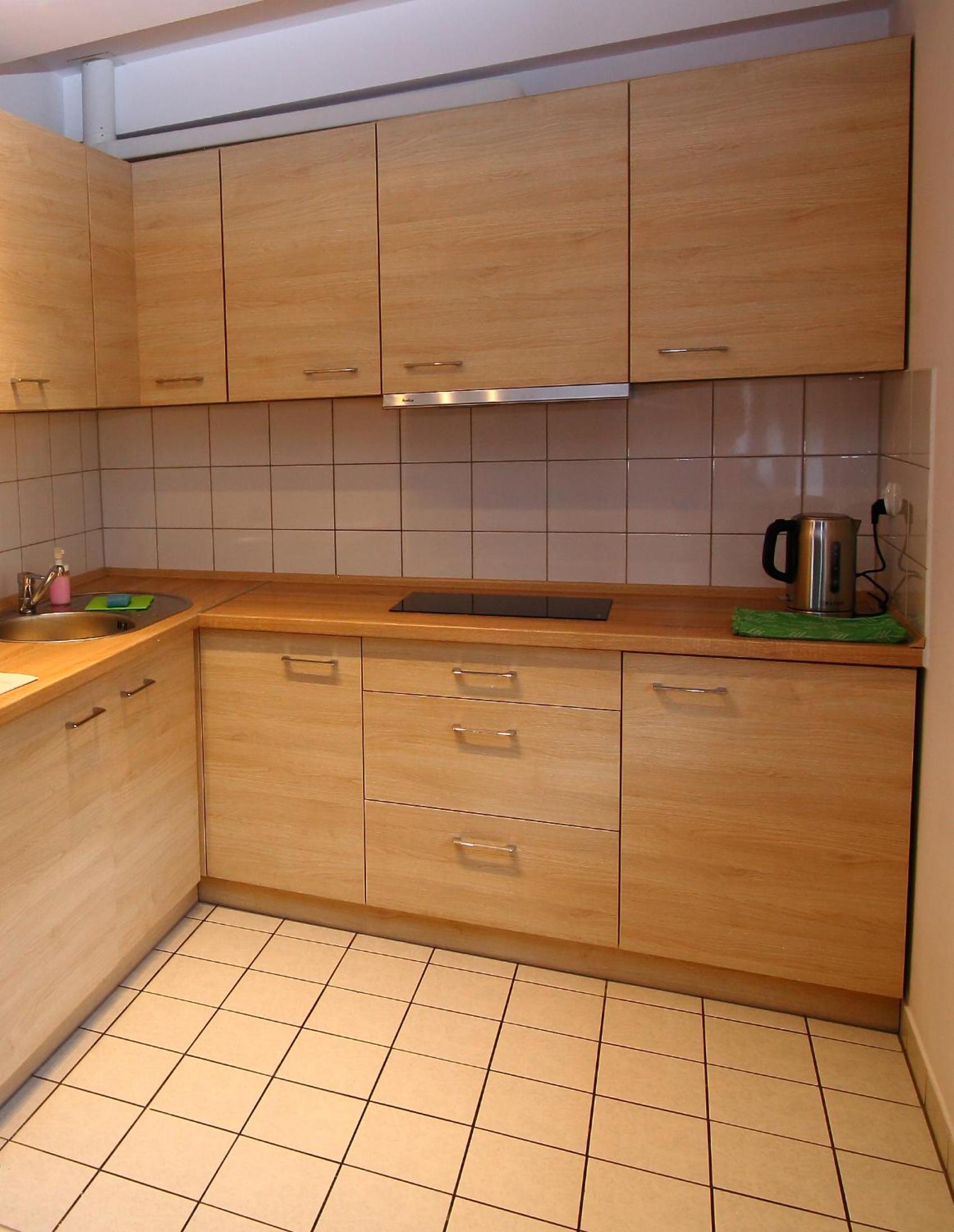 One-Bedroom Apartment - Photo 6