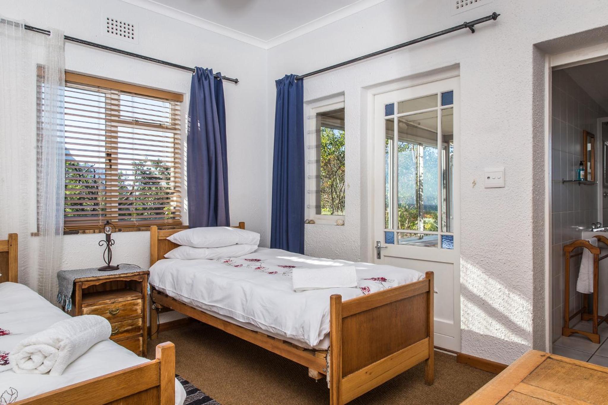 Twin Room with Sea View photo 2