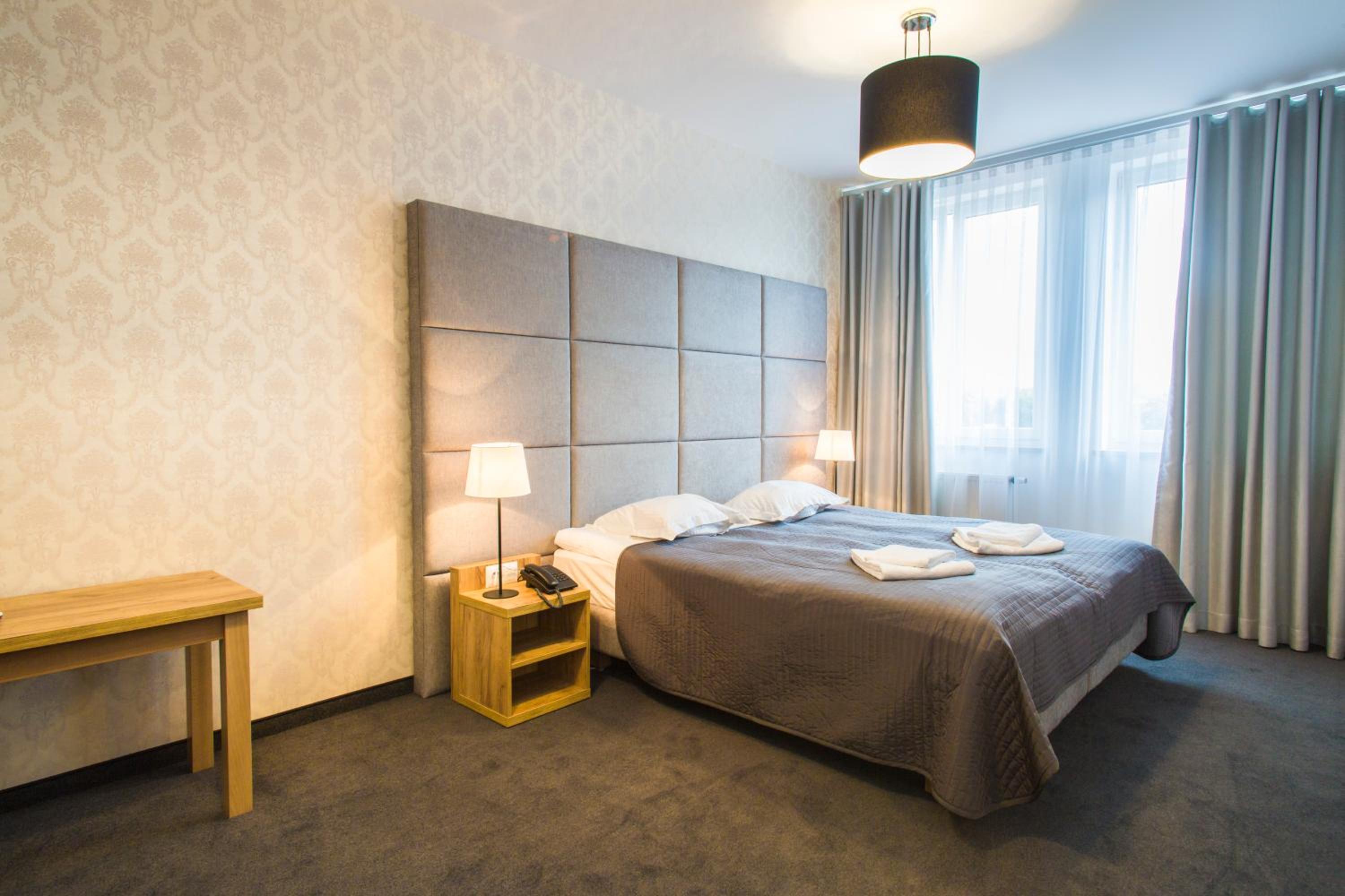 Deluxe Double Room with Shower