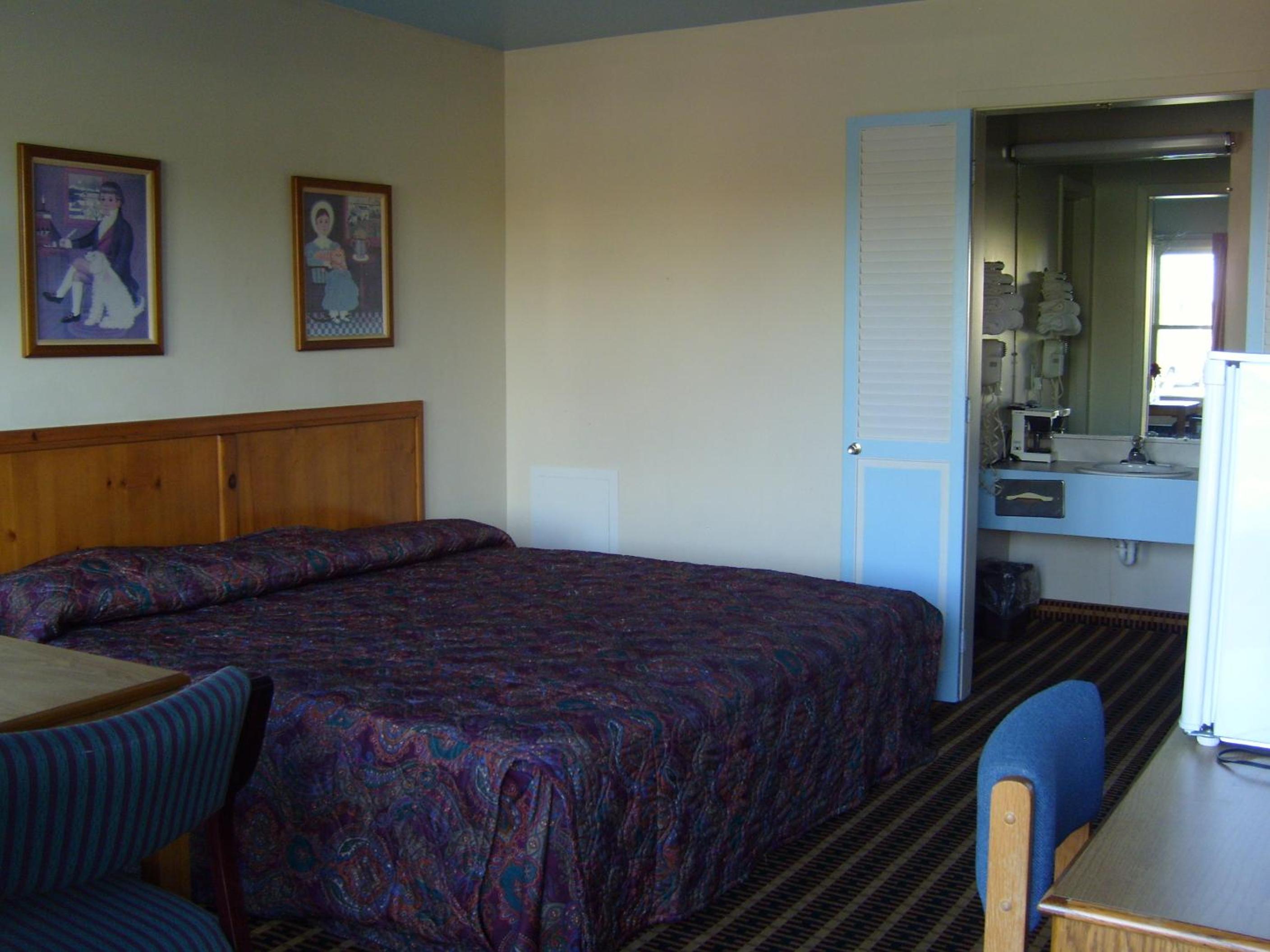 Standard Double Room photo 3
