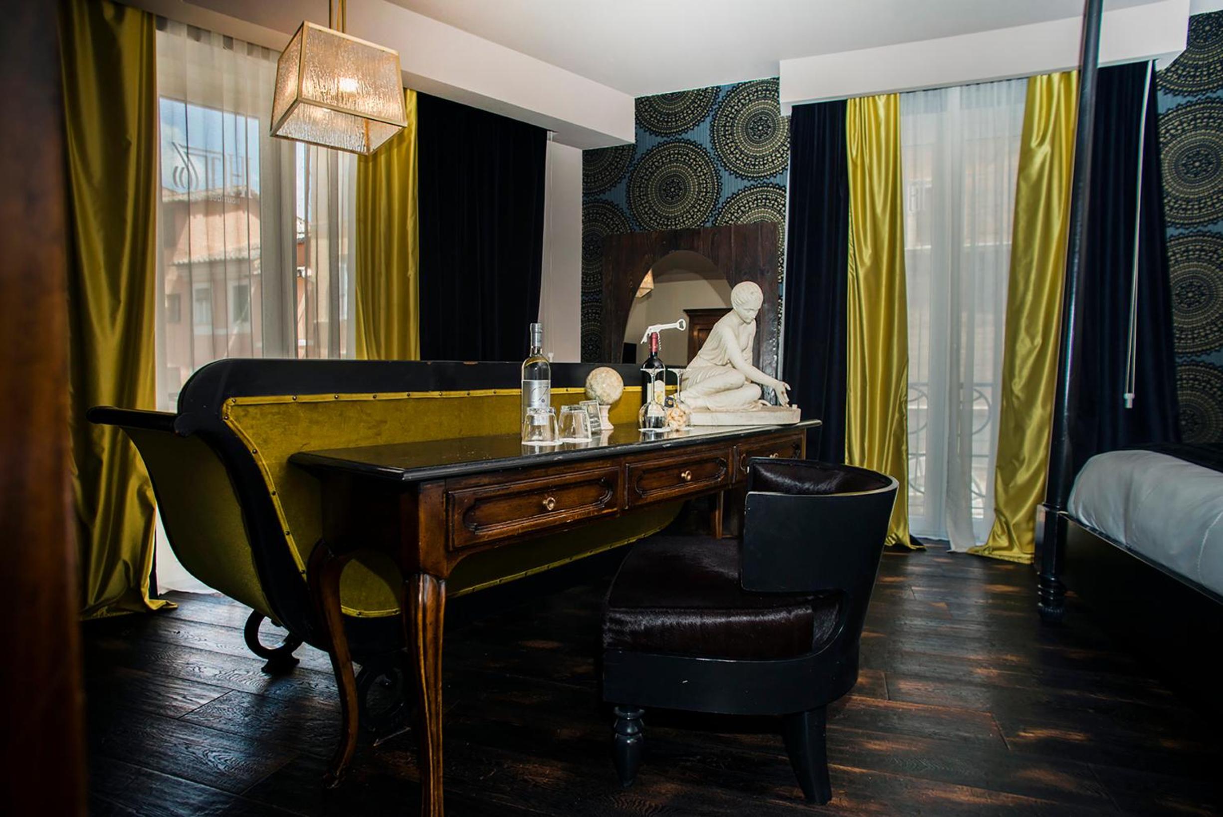 Suite with City View