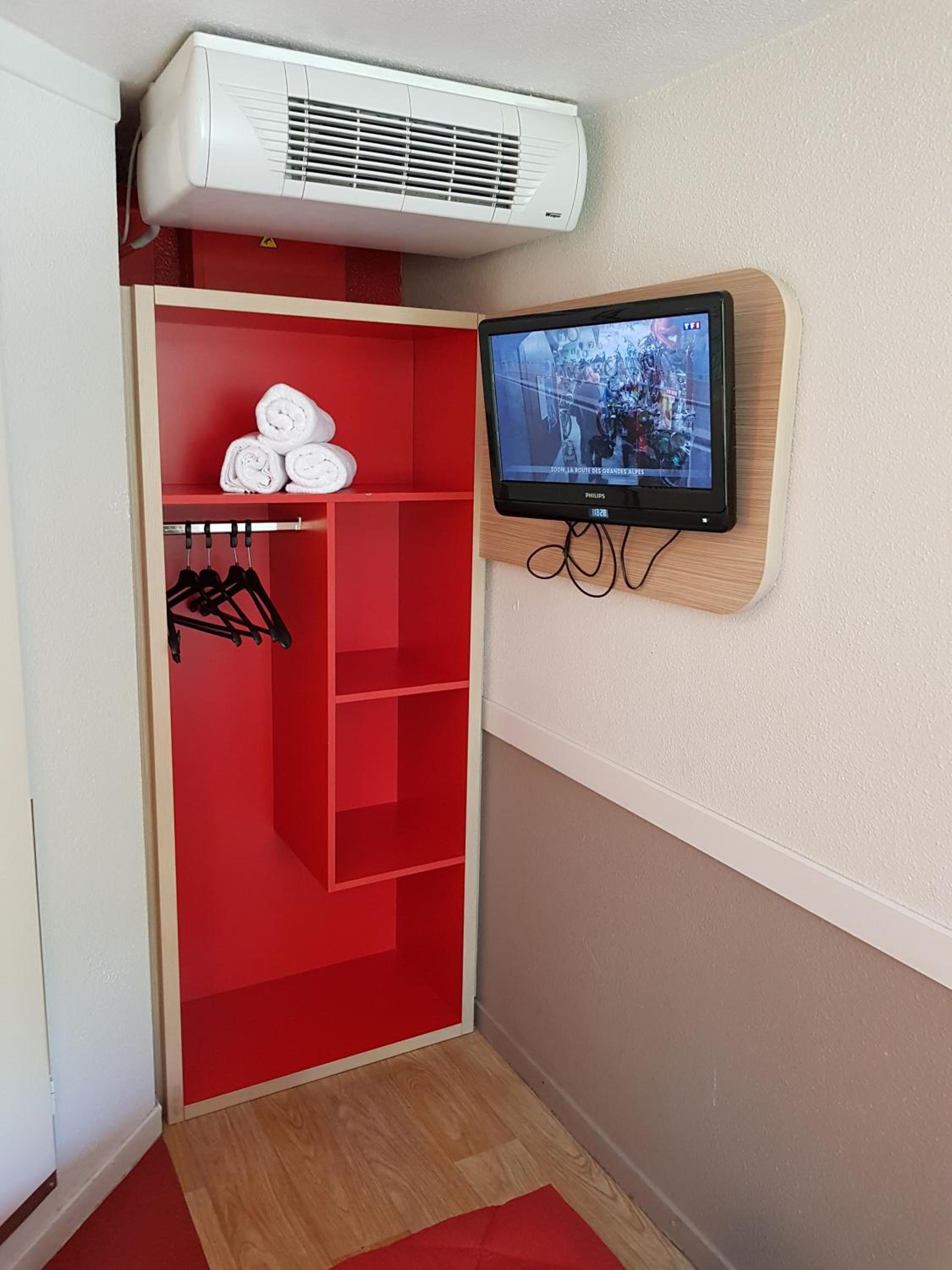 Standard Queen Room - Photo 1