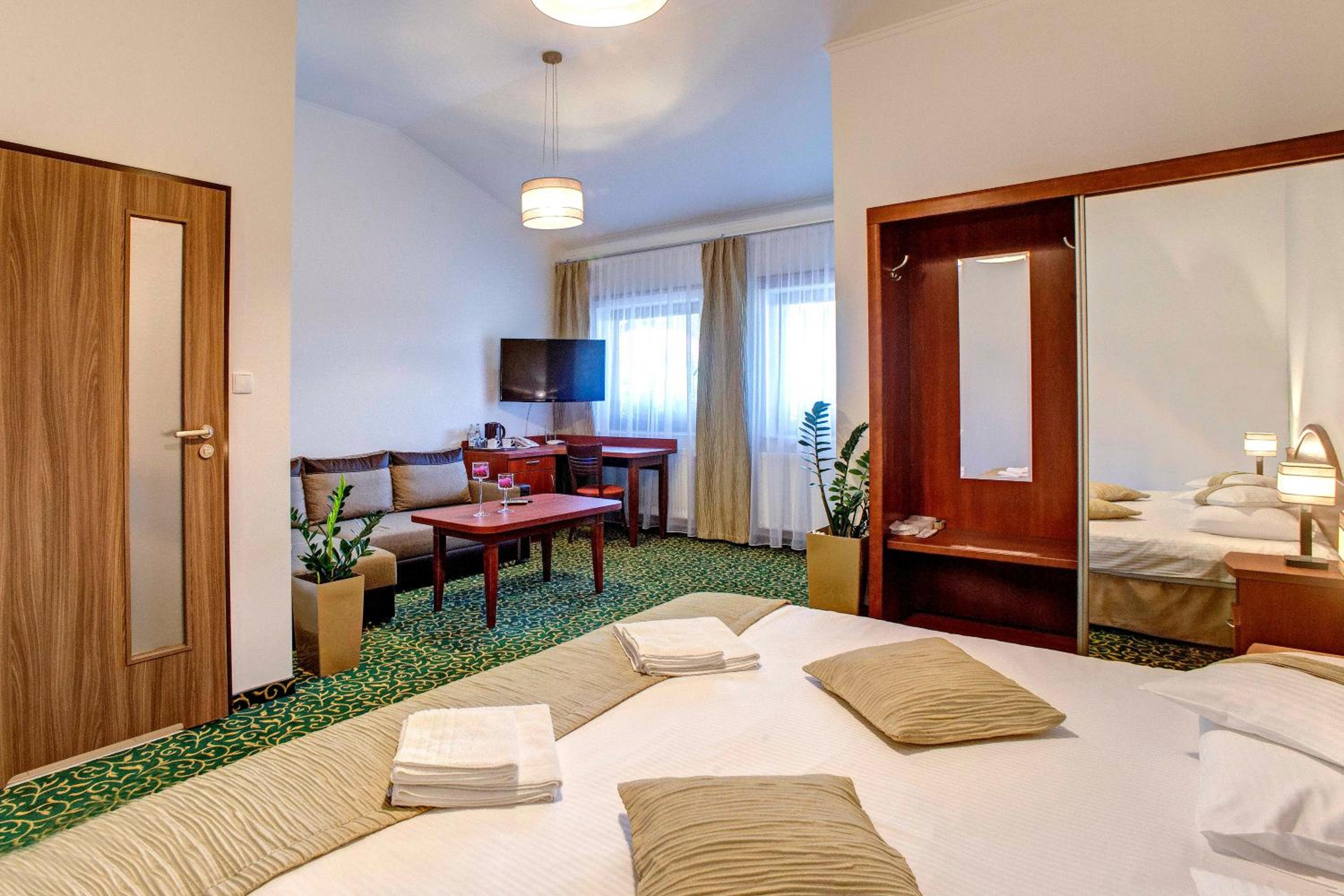 Double Room - Photo 9