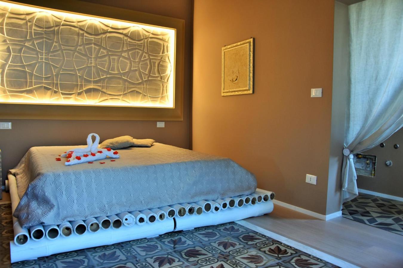 Deluxe Double Room - Photo 6